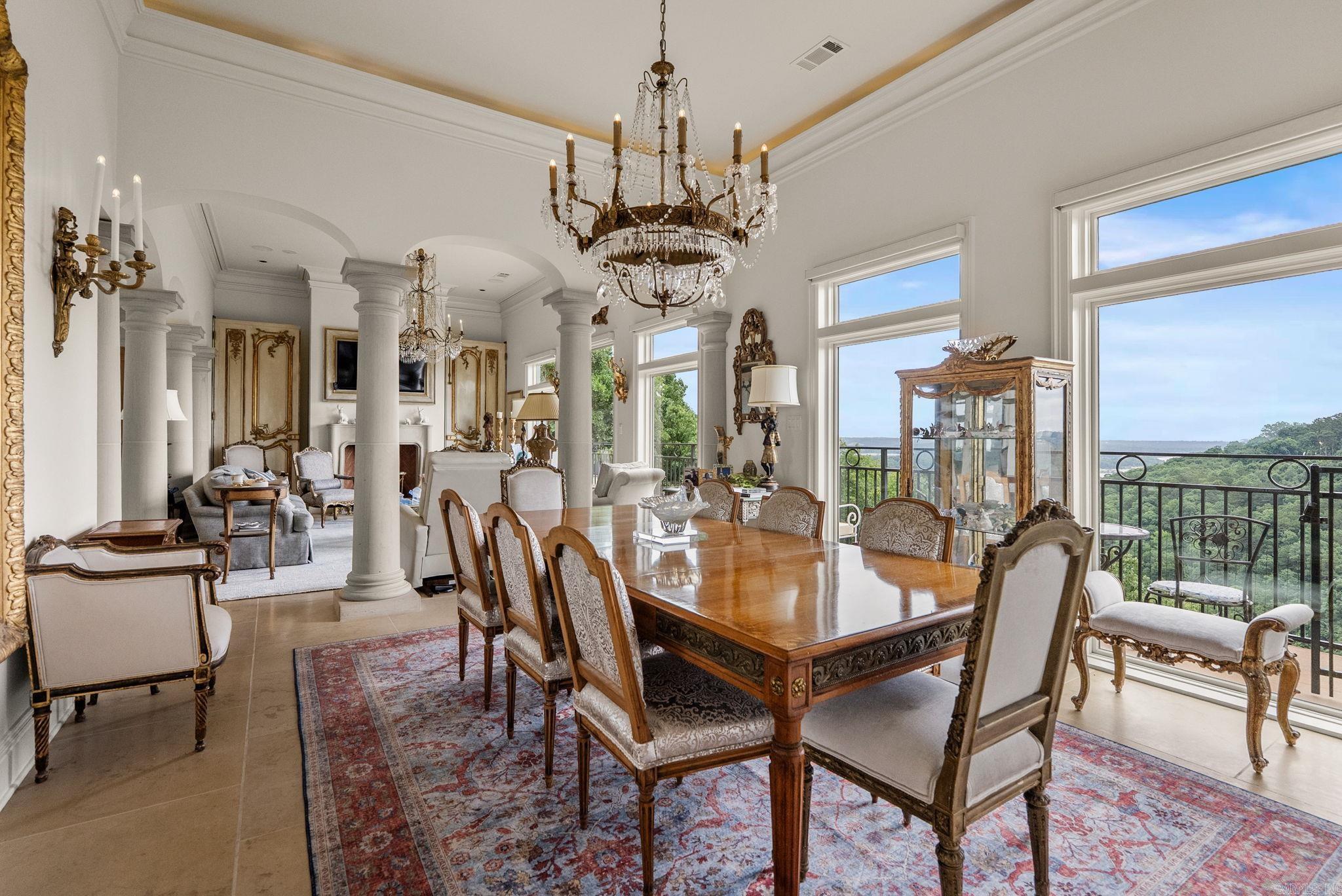 RIVERVIEW MANOR - Residential