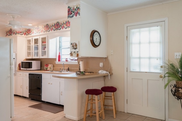 INDIAN HILLS - Residential