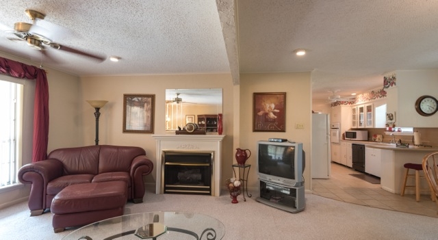 INDIAN HILLS - Residential