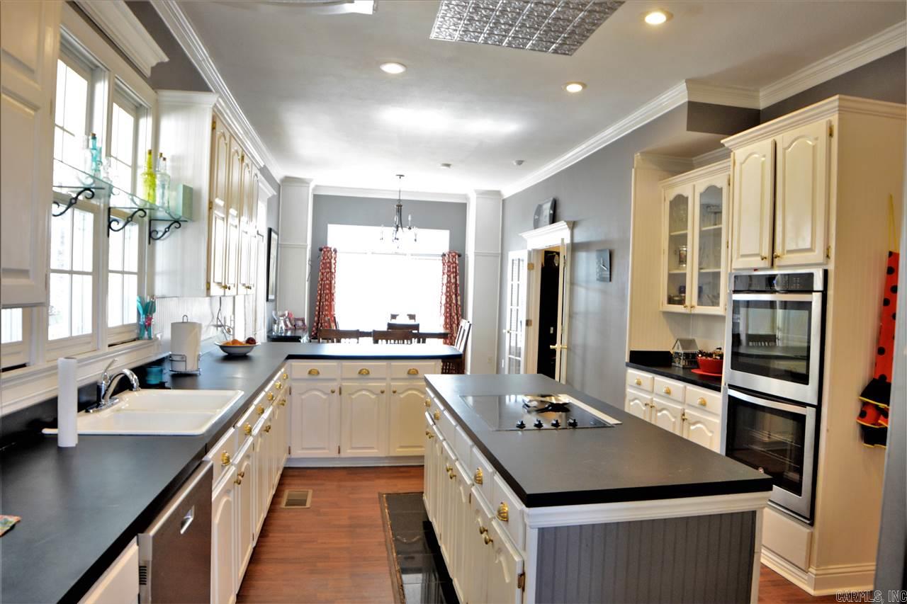 MEADOW PARK - Residential