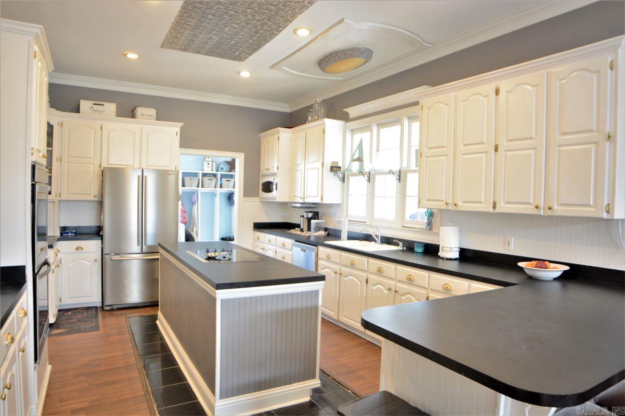 MEADOW PARK - Residential
