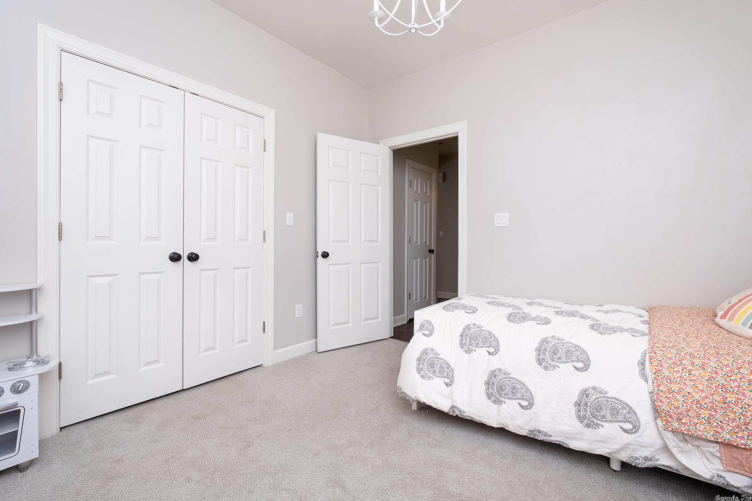 CHENAL VALLEY DUQUESNE COMMUNITY - Residential