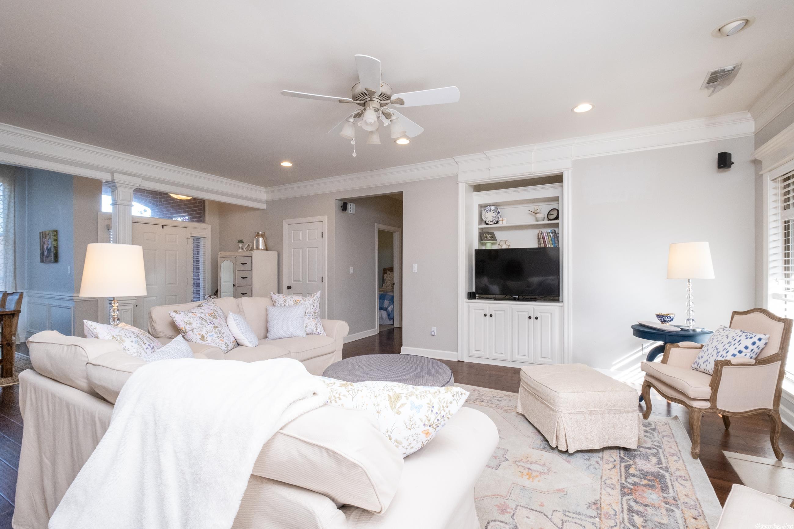 CHENAL VALLEY DUQUESNE COMMUNITY - Residential