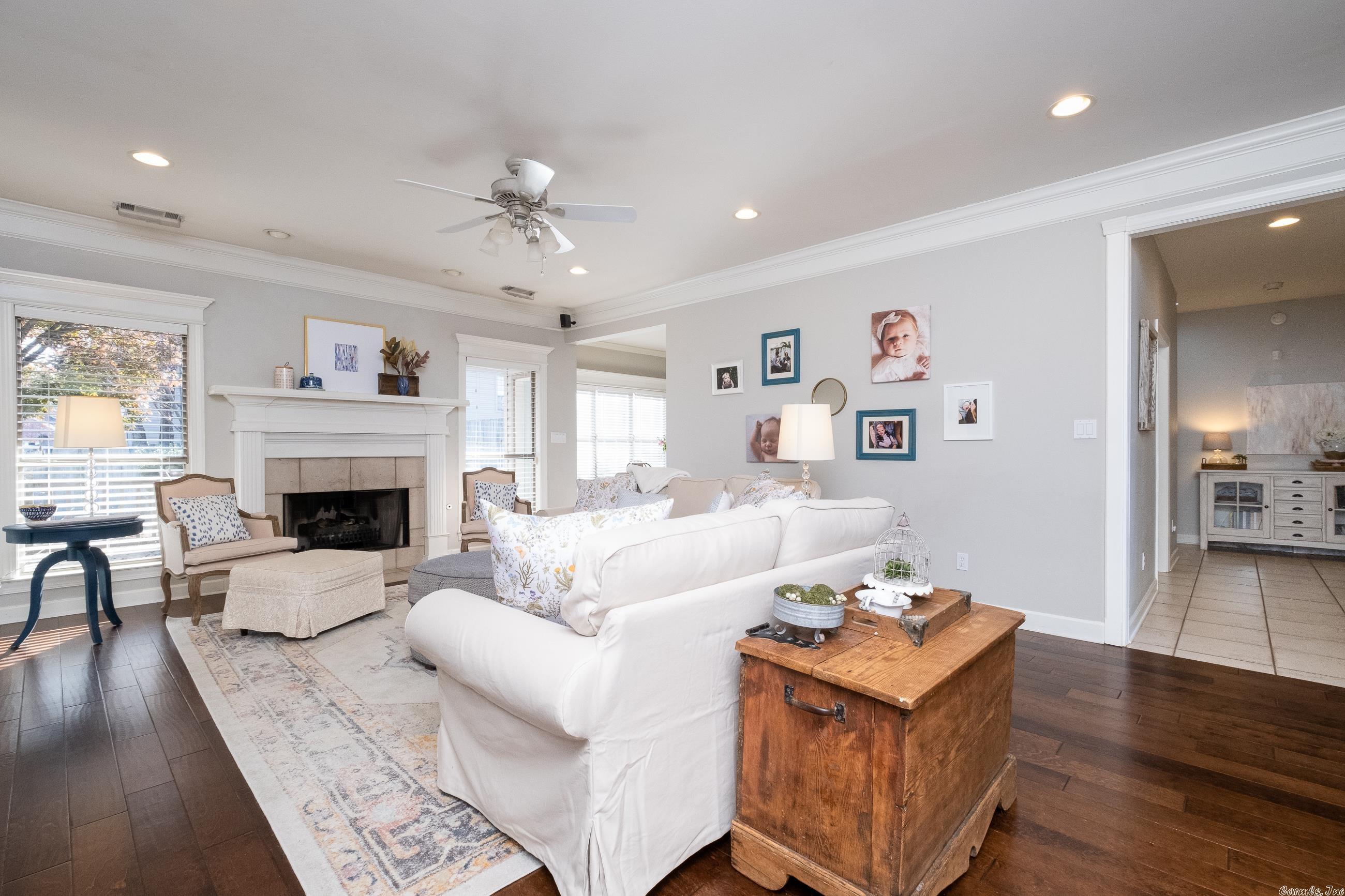 CHENAL VALLEY DUQUESNE COMMUNITY - Residential