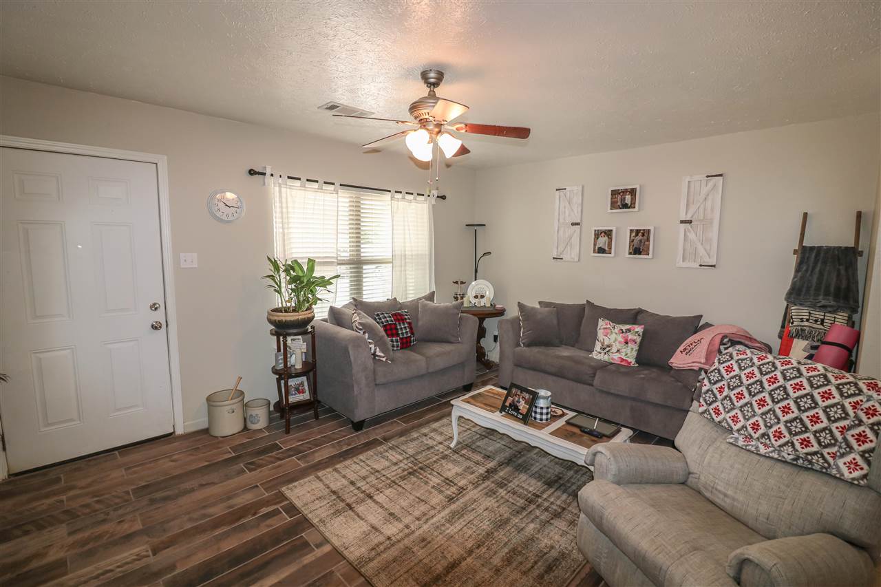 Cabot City Area - Residential Income