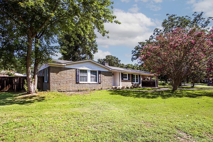 BRIARWOOD - Residential