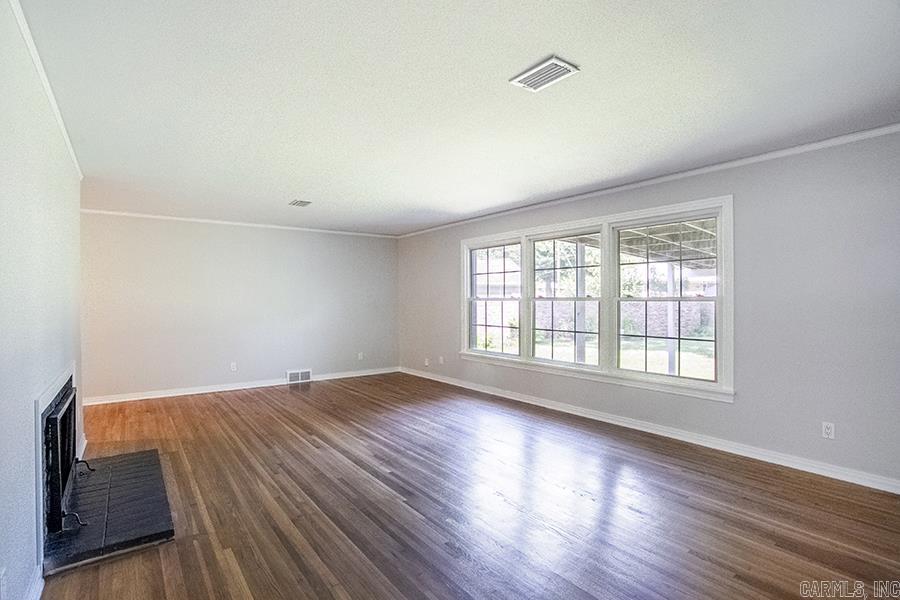 BRIARWOOD - Residential