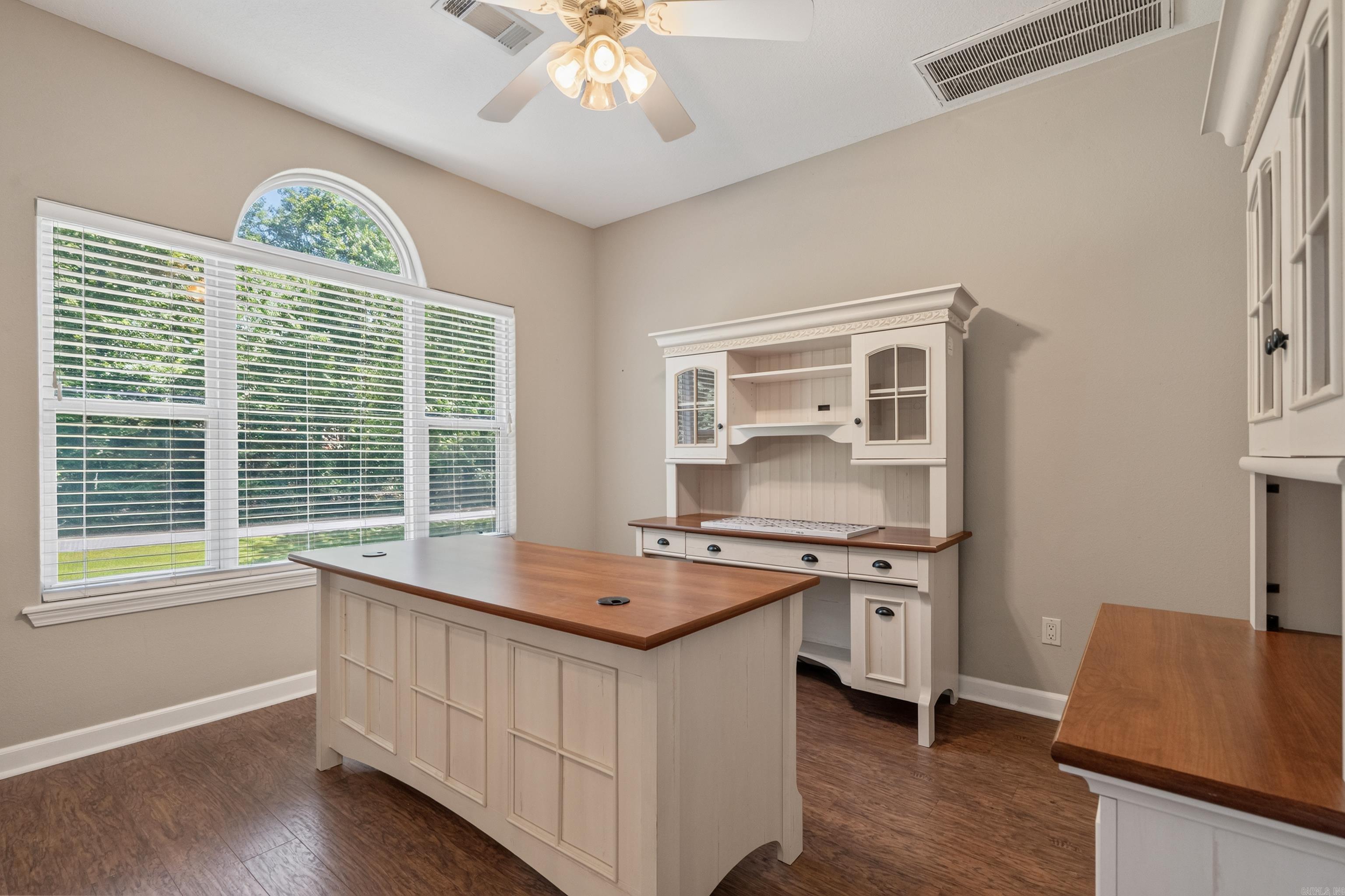 DOGWOOD SPRINGS COUNTRY ESTATES - Residential