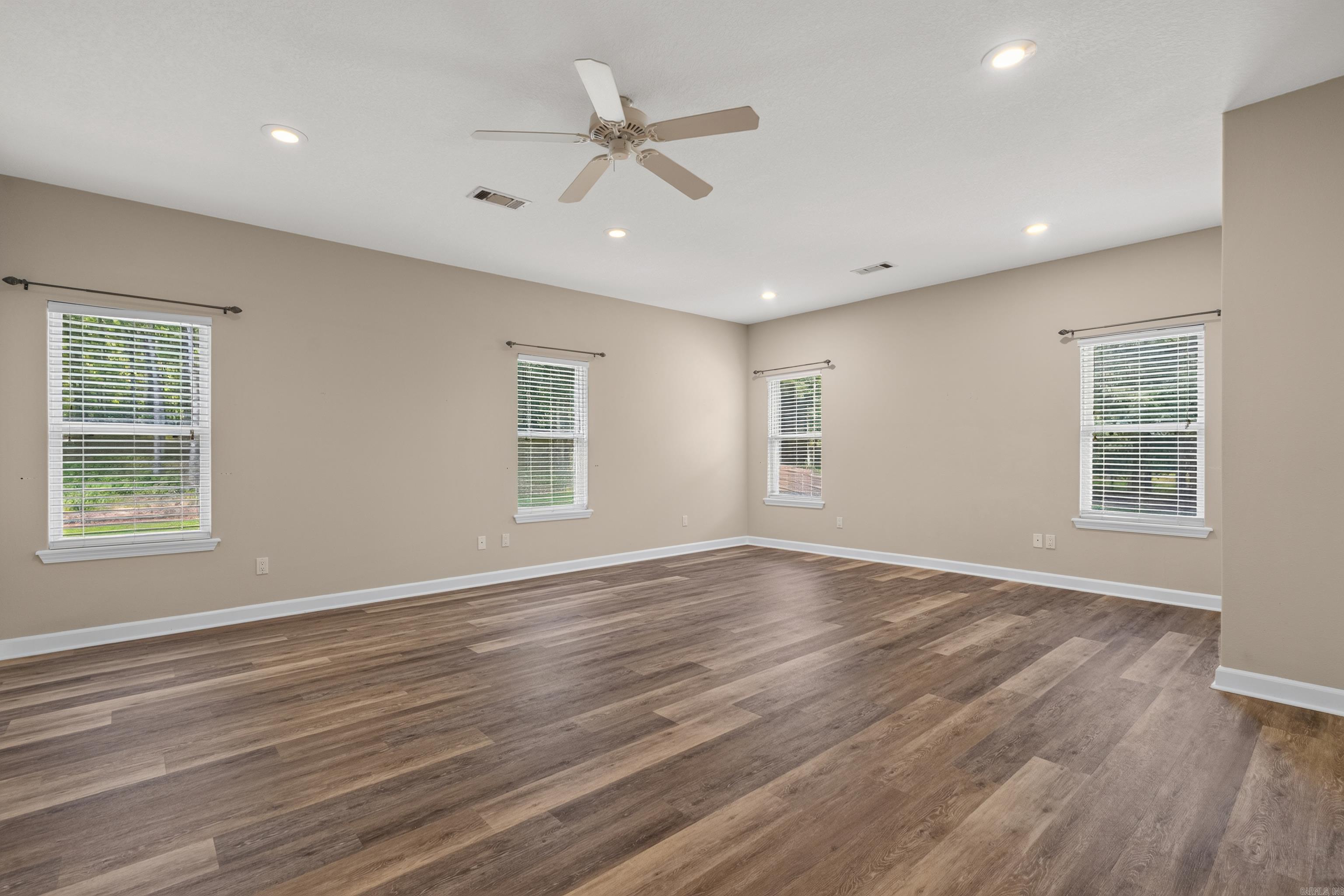 DOGWOOD SPRINGS COUNTRY ESTATES - Residential