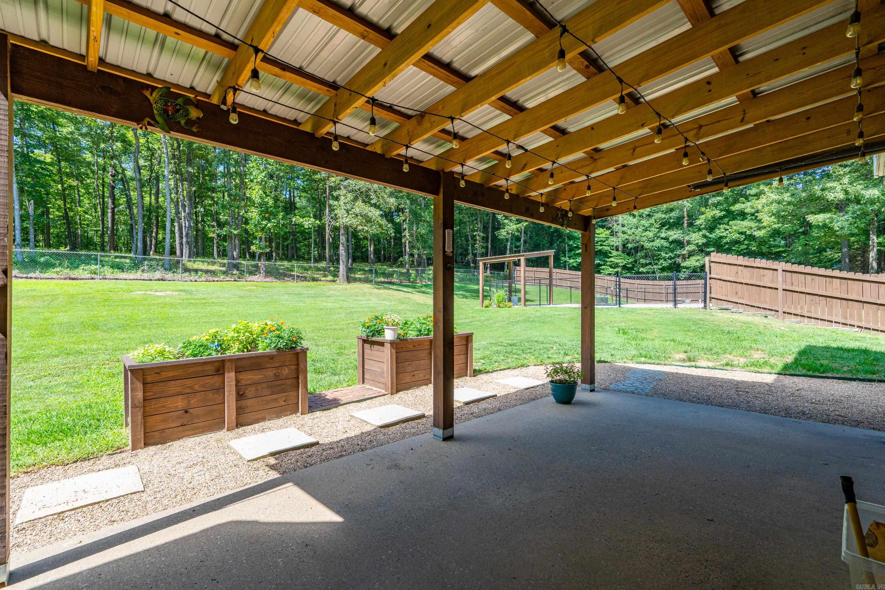 DOGWOOD SPRINGS COUNTRY ESTATES - Residential