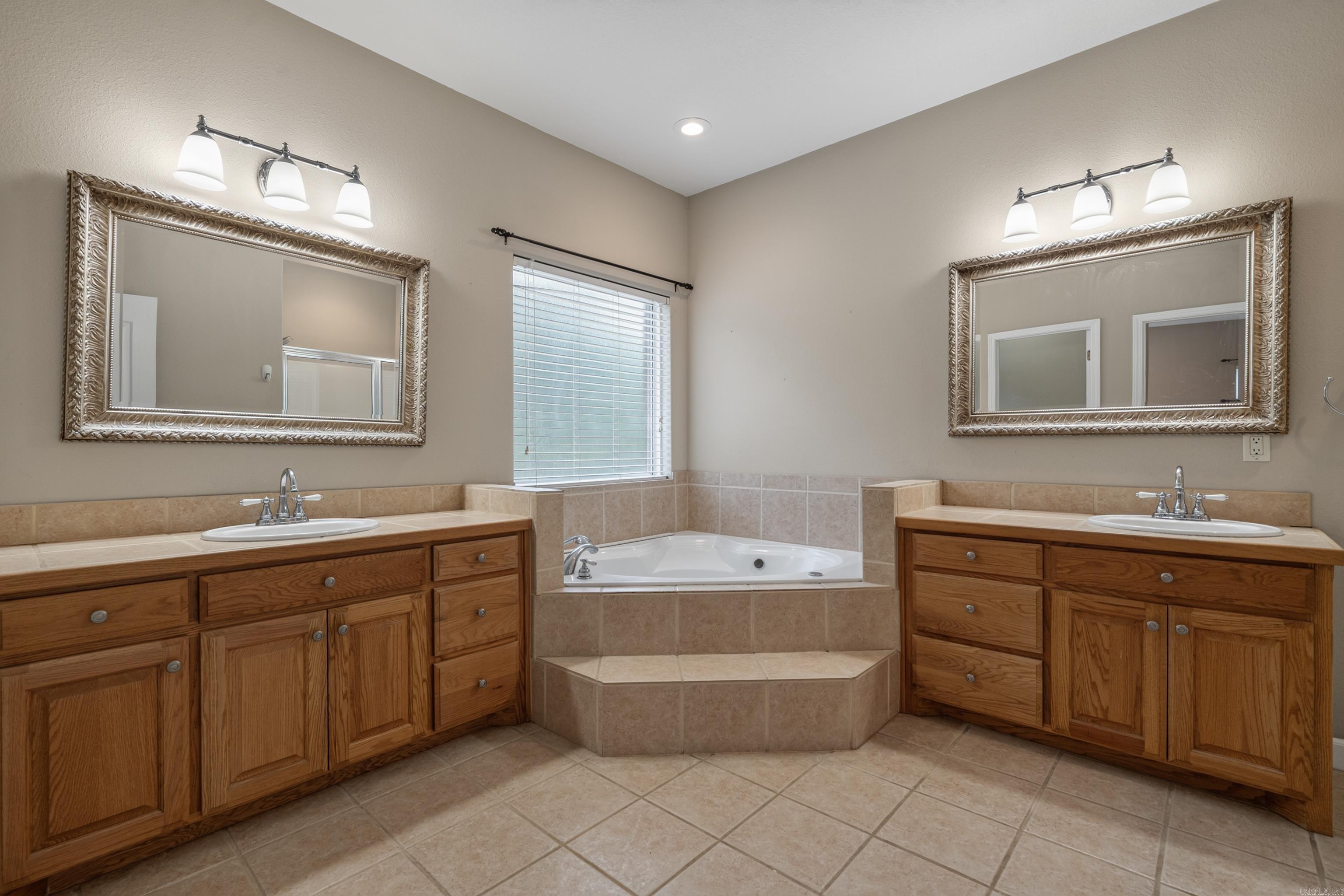 DOGWOOD SPRINGS COUNTRY ESTATES - Residential