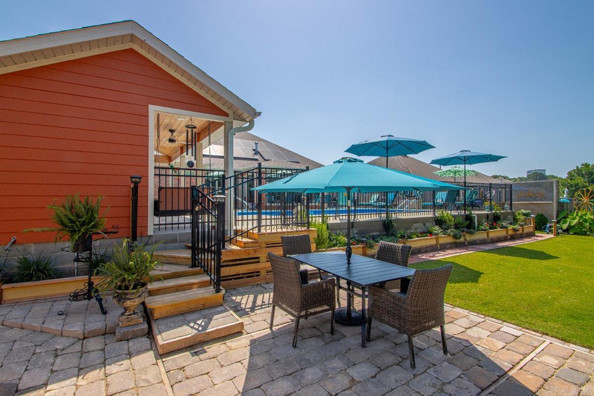 STONEYBROOK - Residential