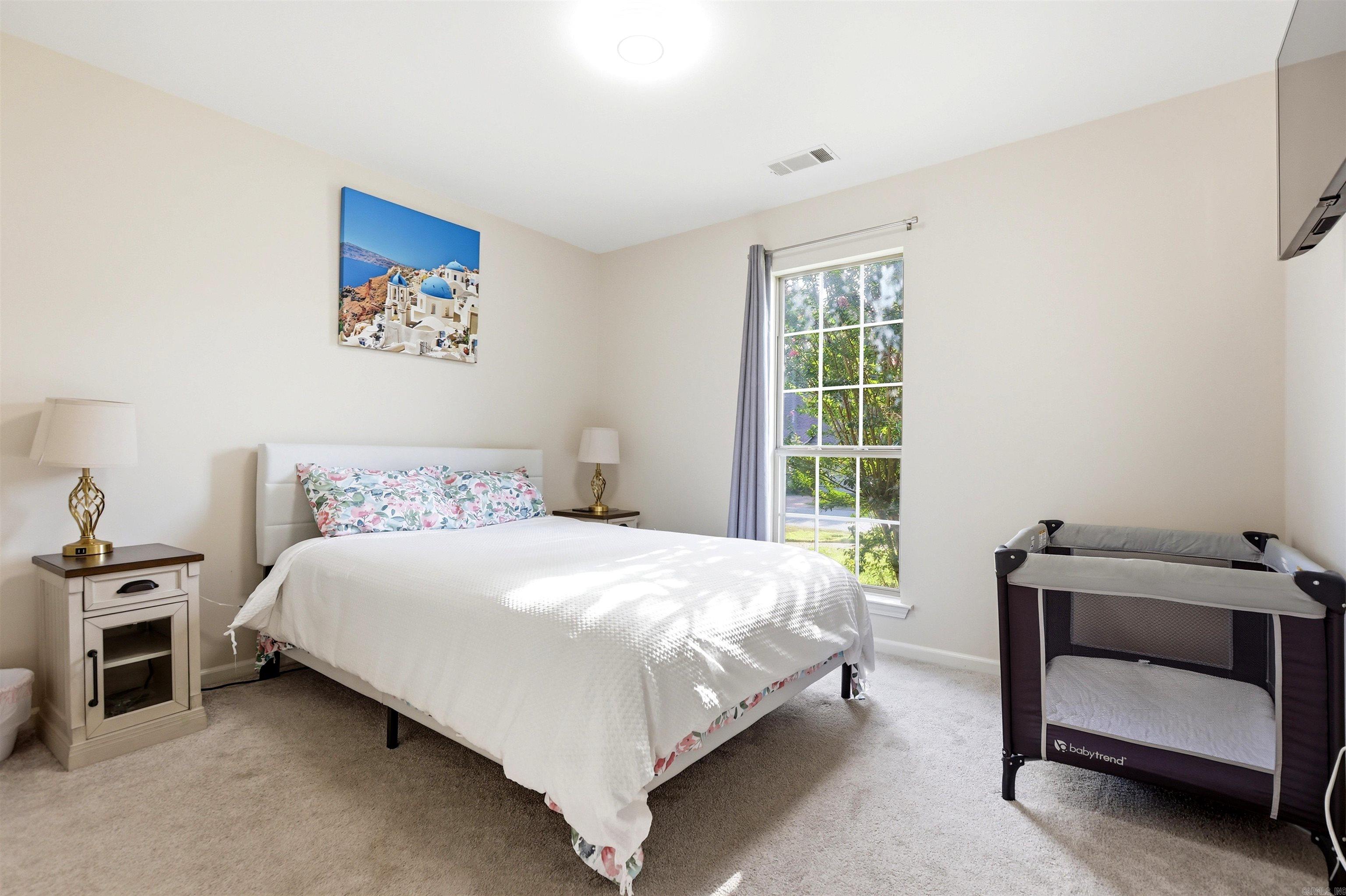 NORTHRIDGE - Residential