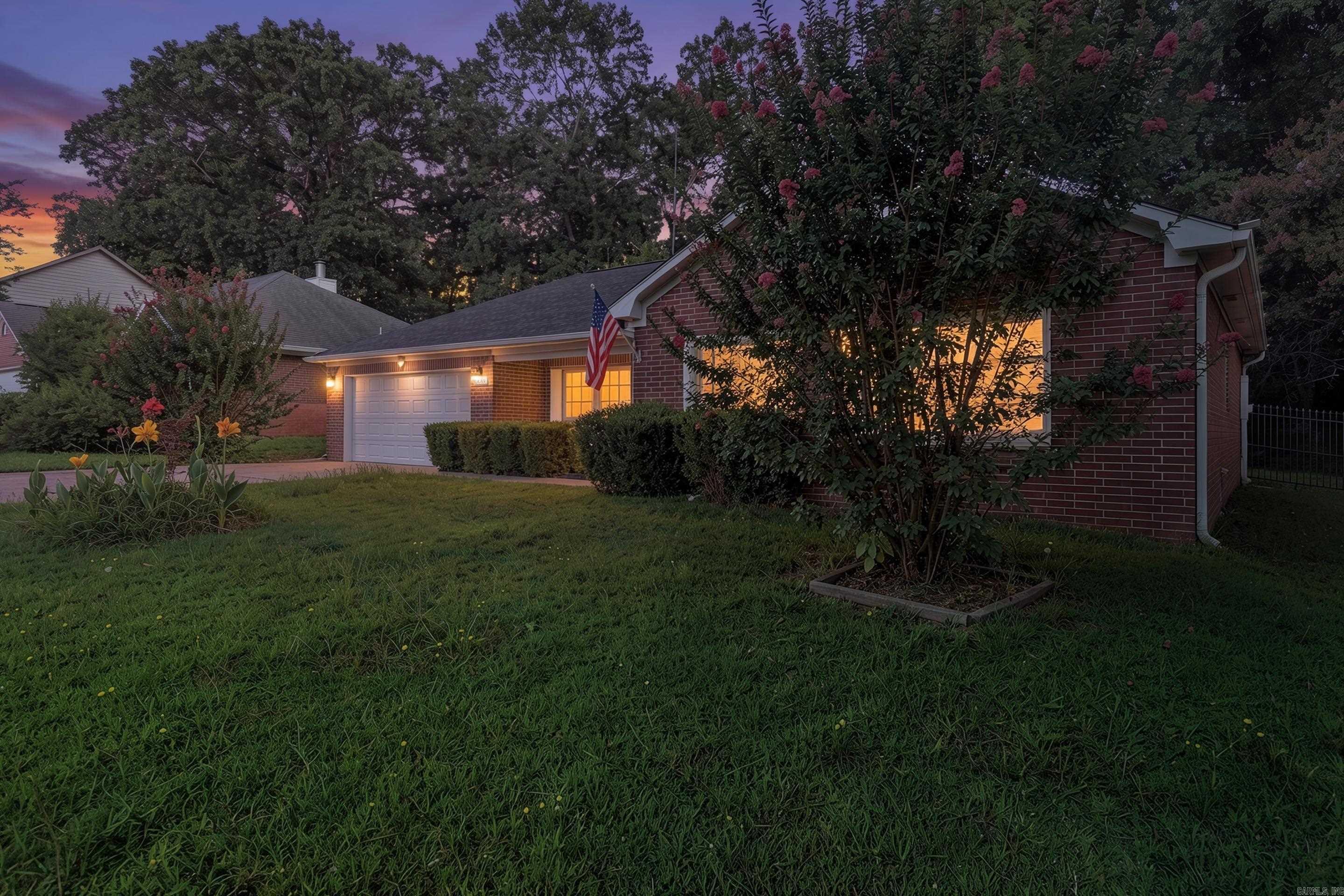 NORTHRIDGE - Residential