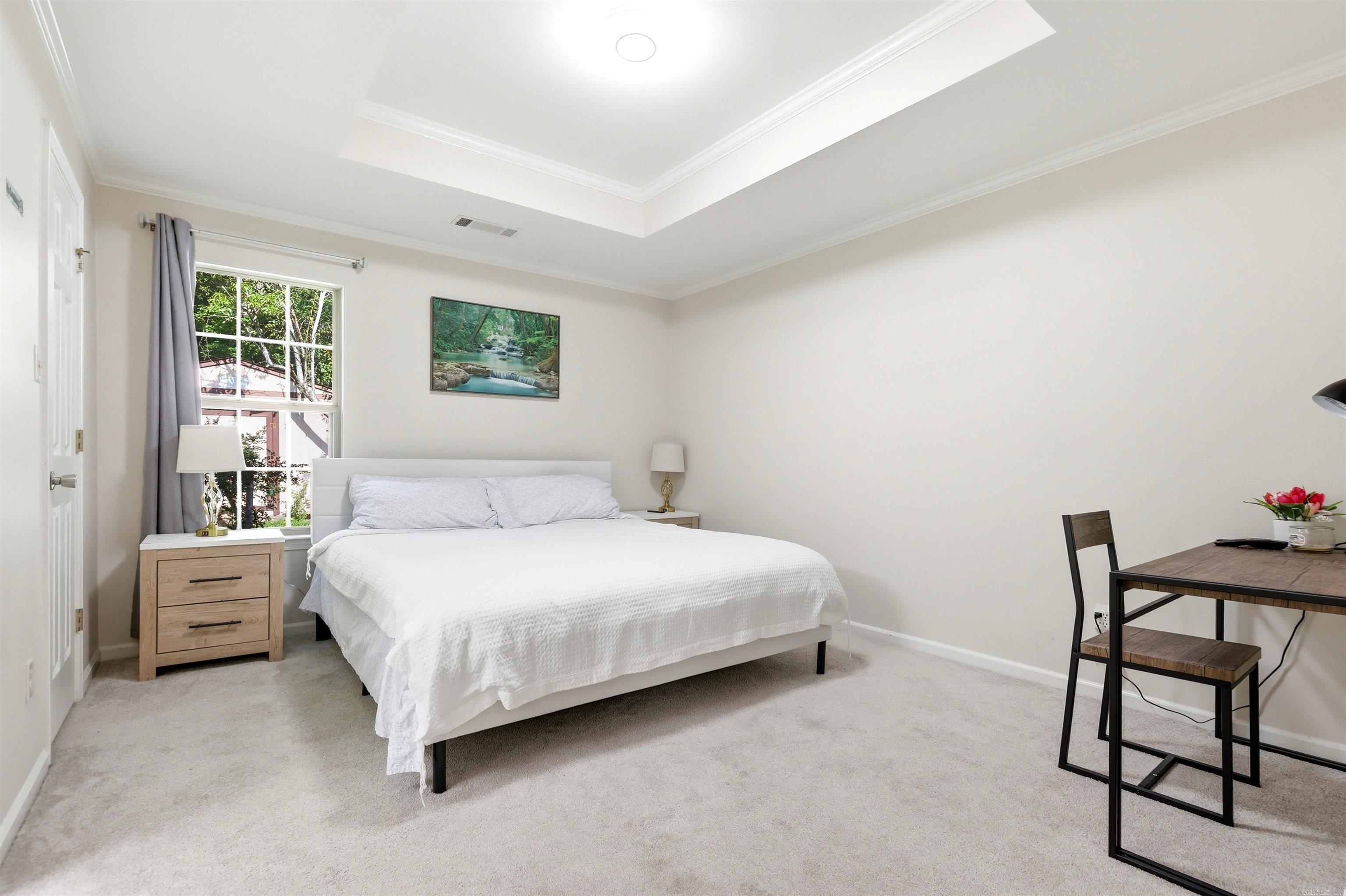 NORTHRIDGE - Residential