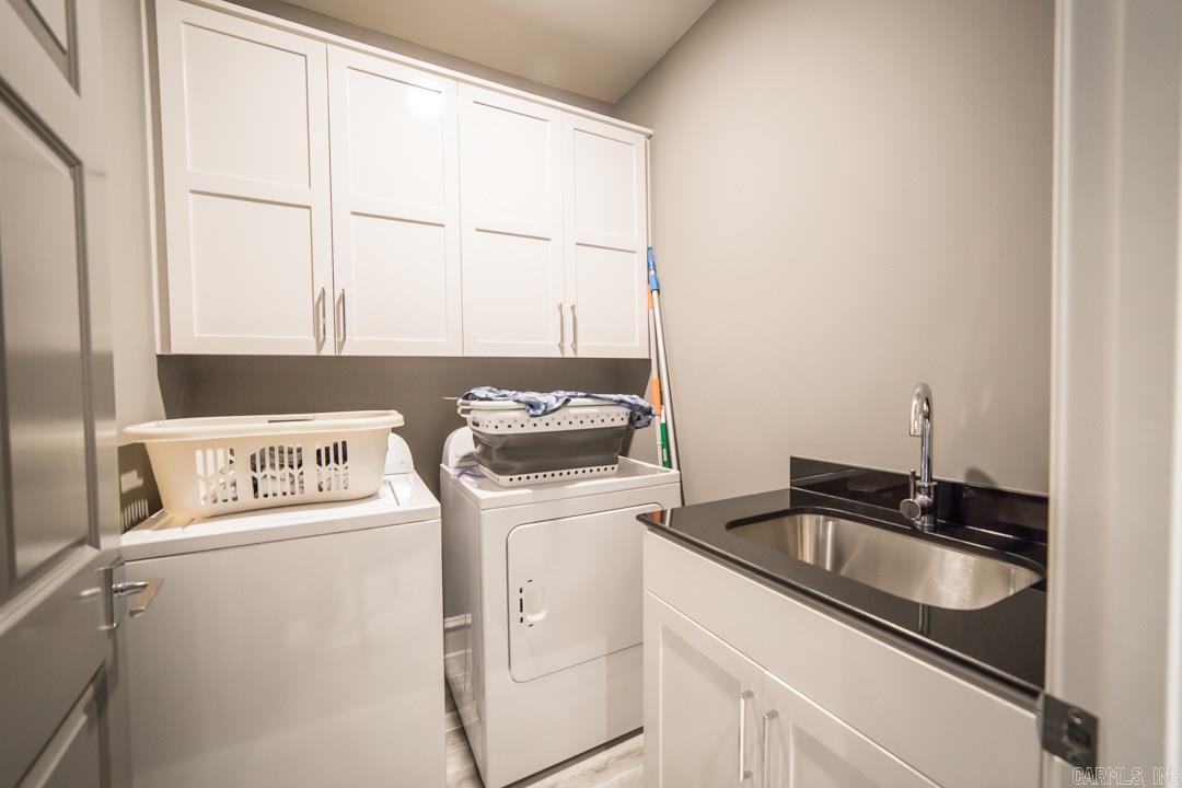 HICKORY CREEK - Residential