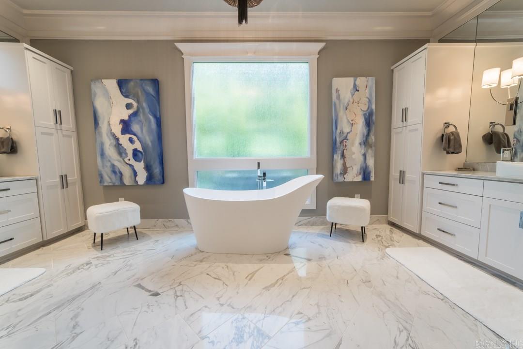 HICKORY CREEK - Residential