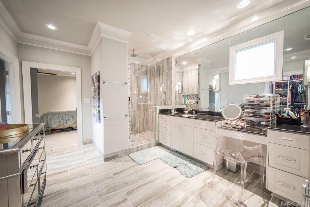 HICKORY CREEK - Residential