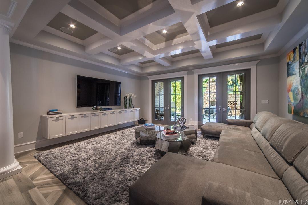 HICKORY CREEK - Residential