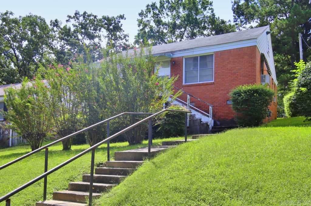 Fantastic opportunity in Hillcrest!  To be sold 'as is' no disclosure.  2BR/1BA on large lot with pretty backyard.  Seller has a quote for installing a driveway.