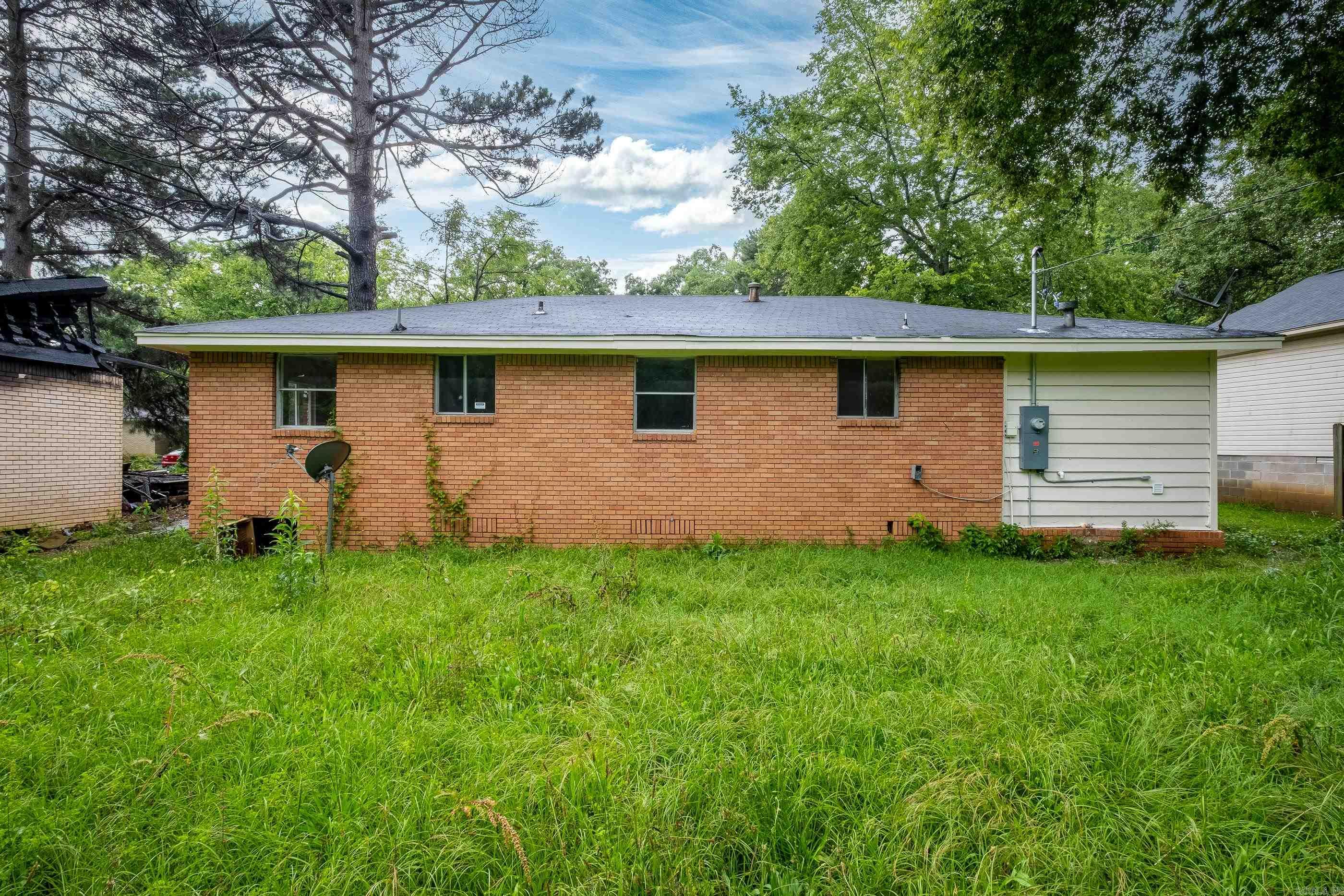 BARROW JOHN - Residential