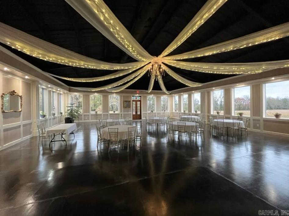 Metes & Bounds - Commercial Sale