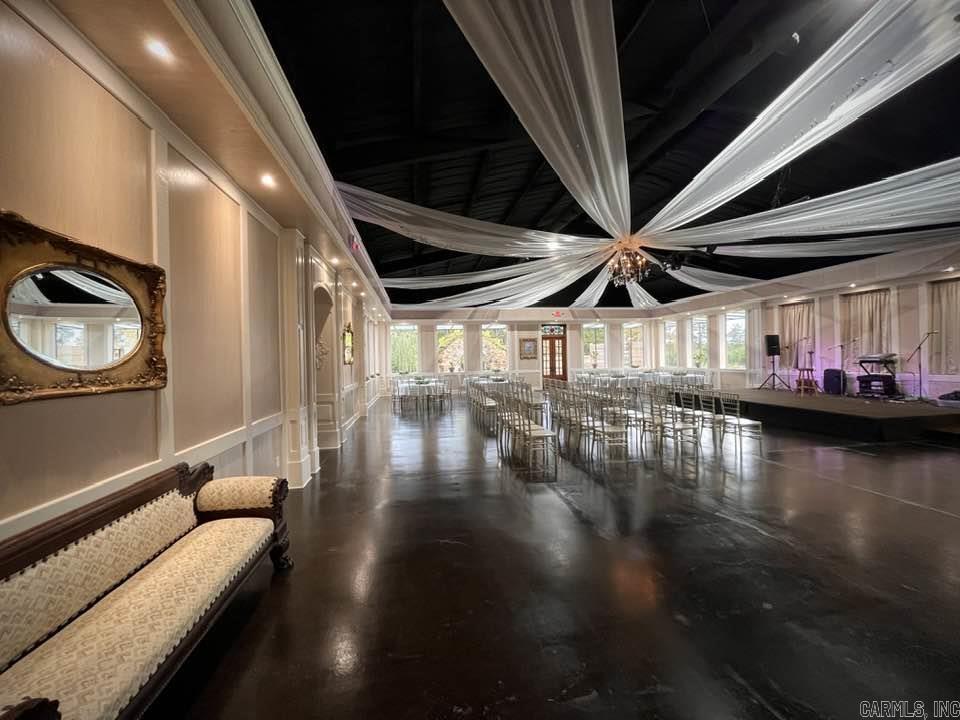 Metes & Bounds - Commercial Sale