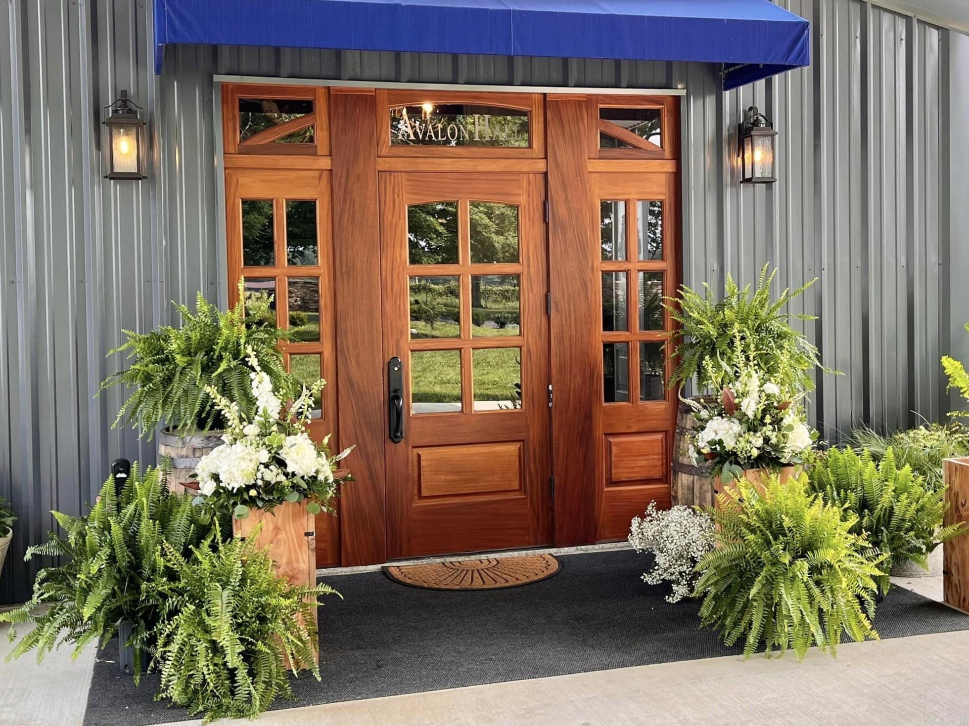 Metes & Bounds - Commercial Sale