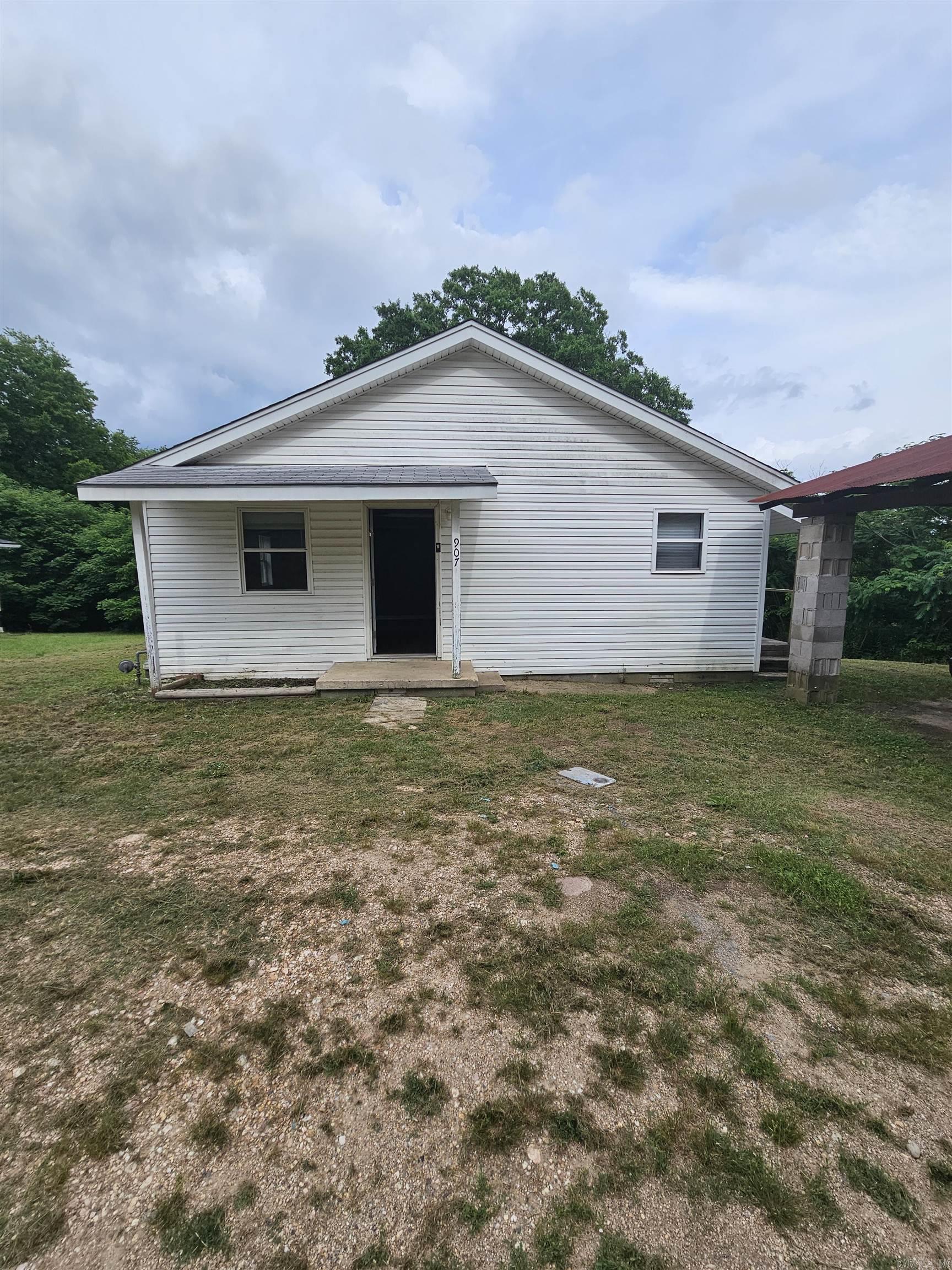 Looking for a home in the Benton area. This 3-bed 1-bath home is available. The home offers an open concept, covered carport, and open yard. Pets are allowed with additional fees, and lawn care is included in the rent.