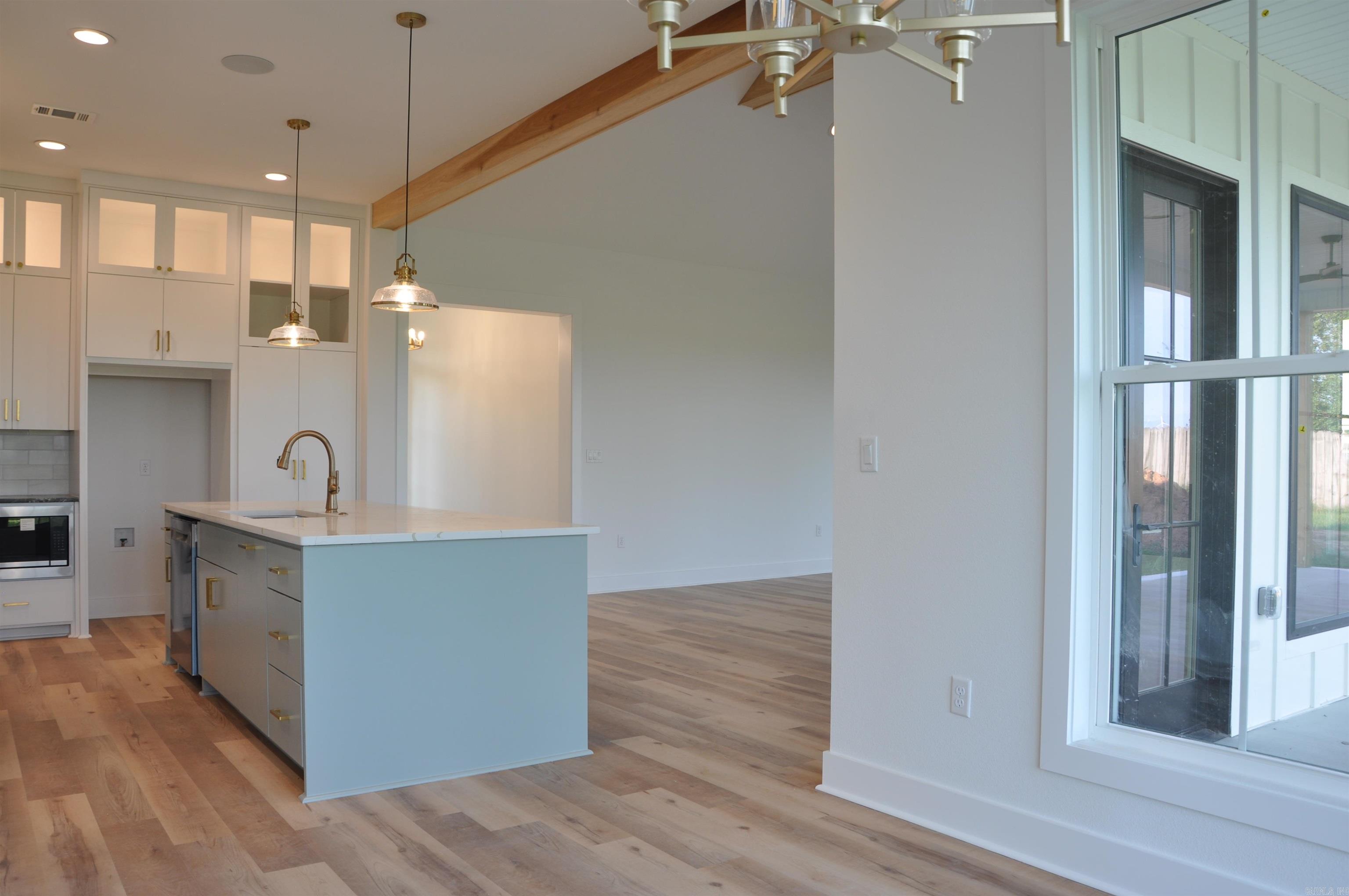 BLUE HERON ESTATES - Residential