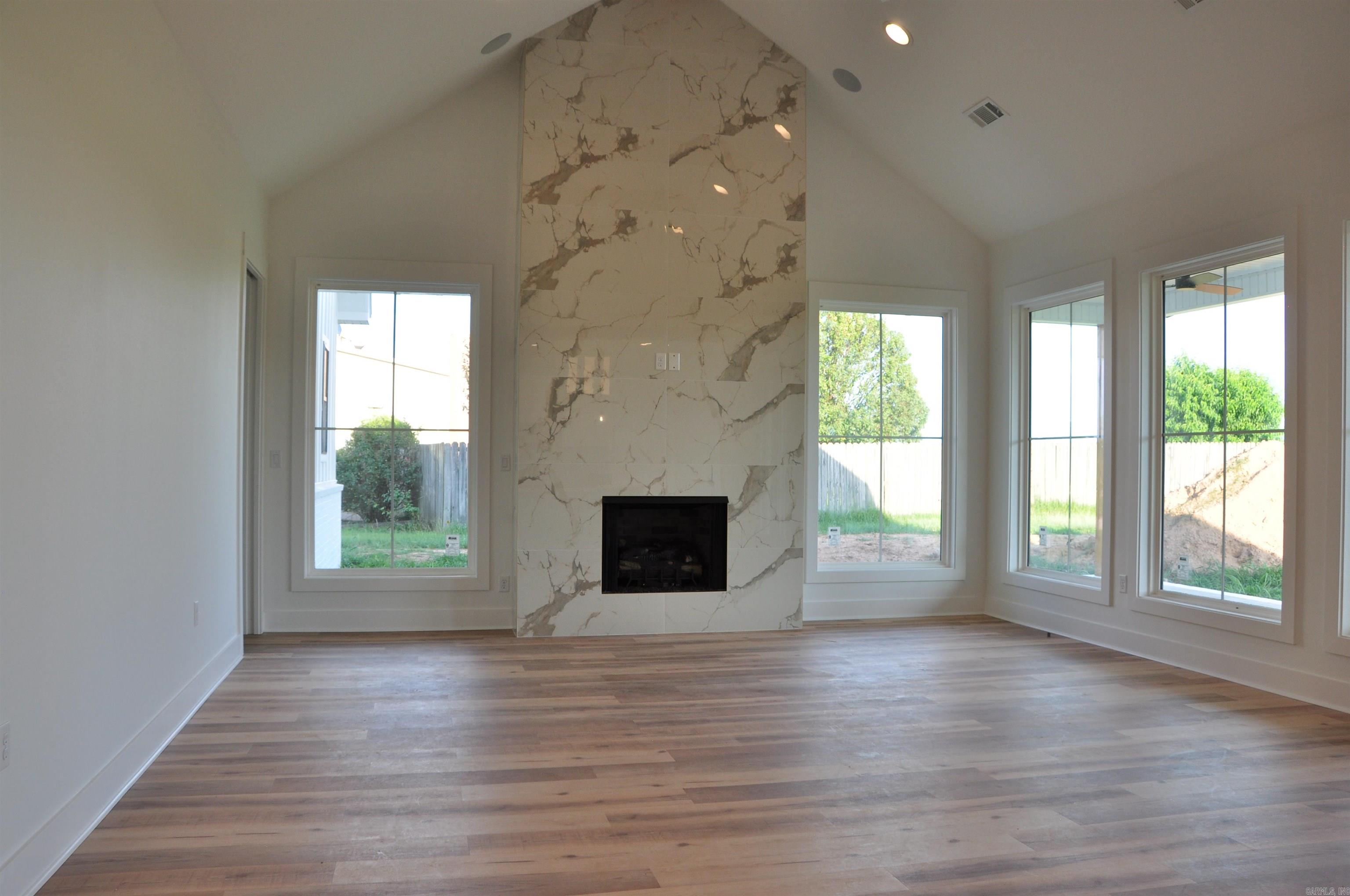 BLUE HERON ESTATES - Residential