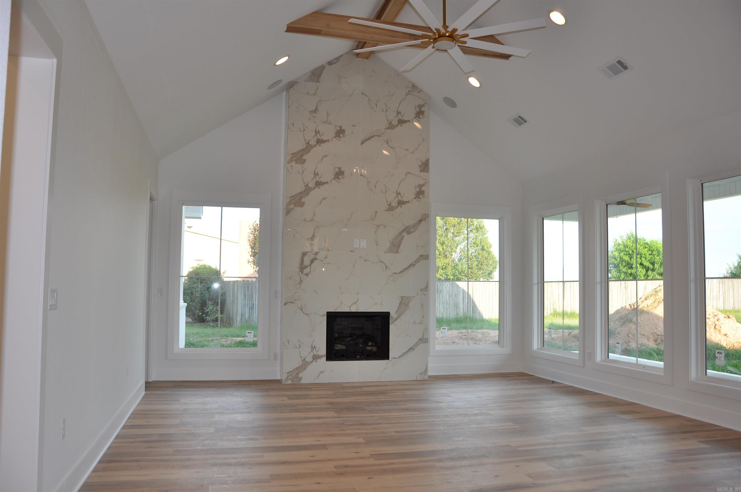 BLUE HERON ESTATES - Residential