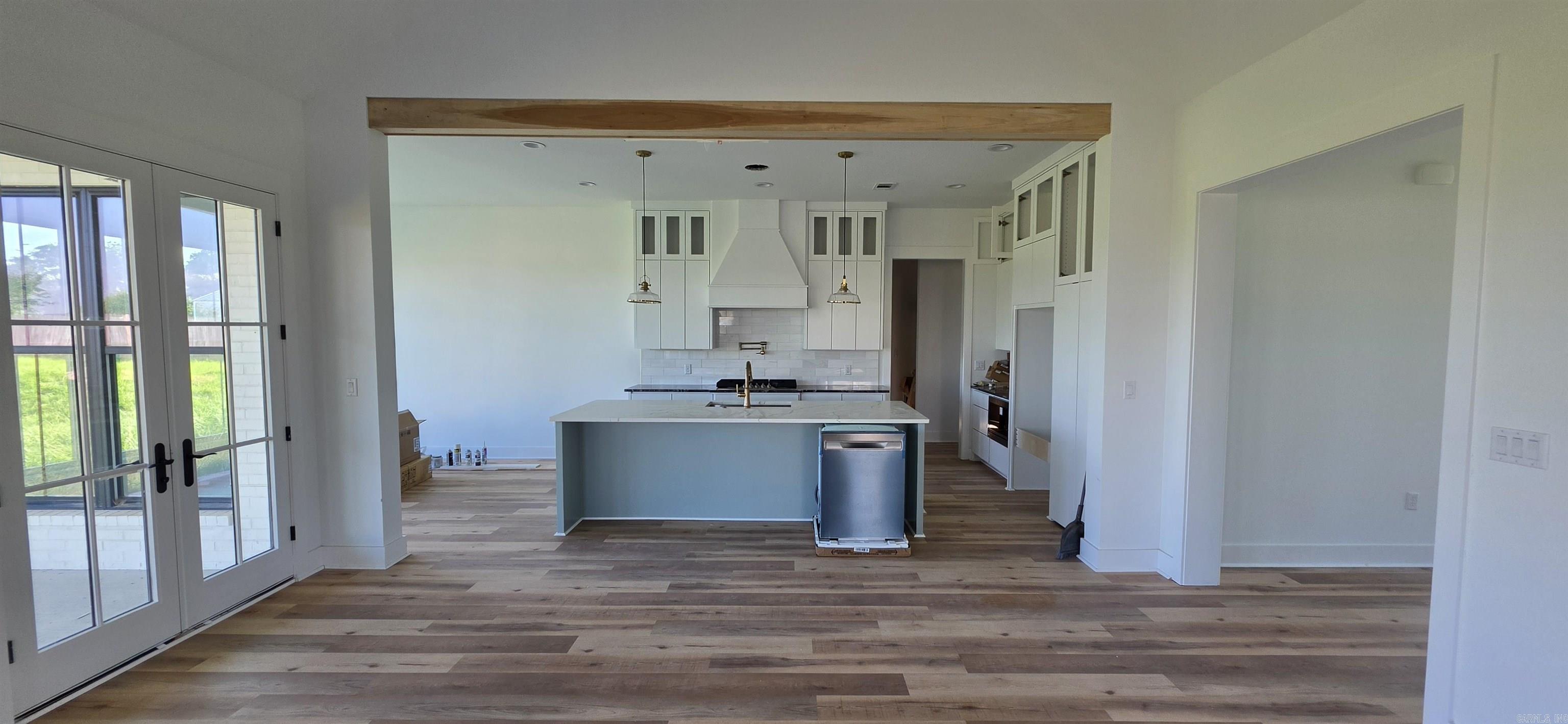 BLUE HERON ESTATES - Residential