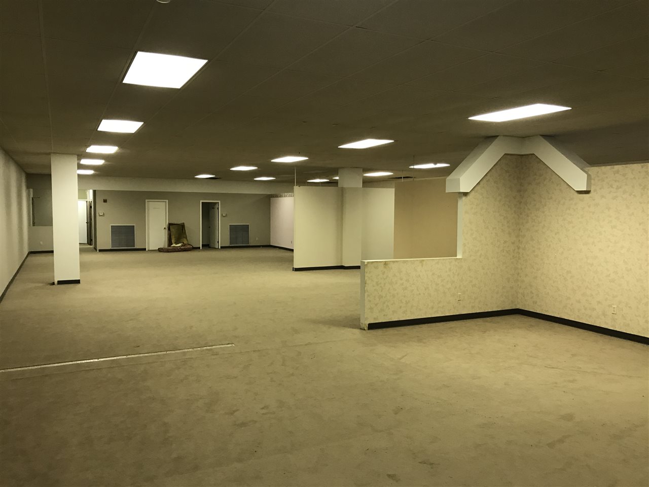 Metes & Bounds - Commercial Sale