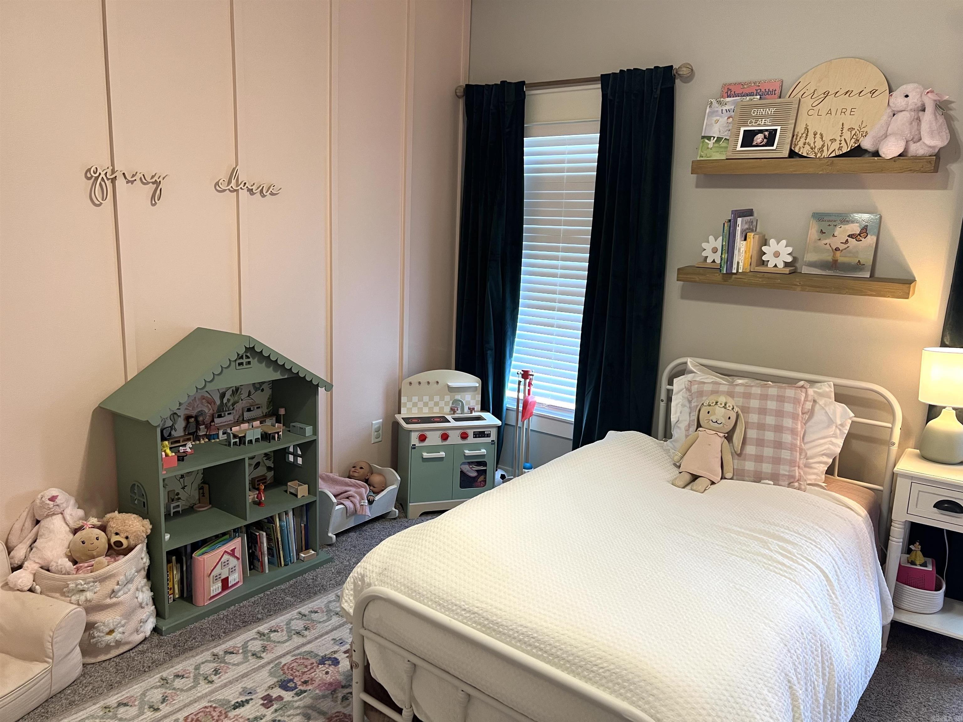 LAUREL COURT SUBDIVISION - Residential