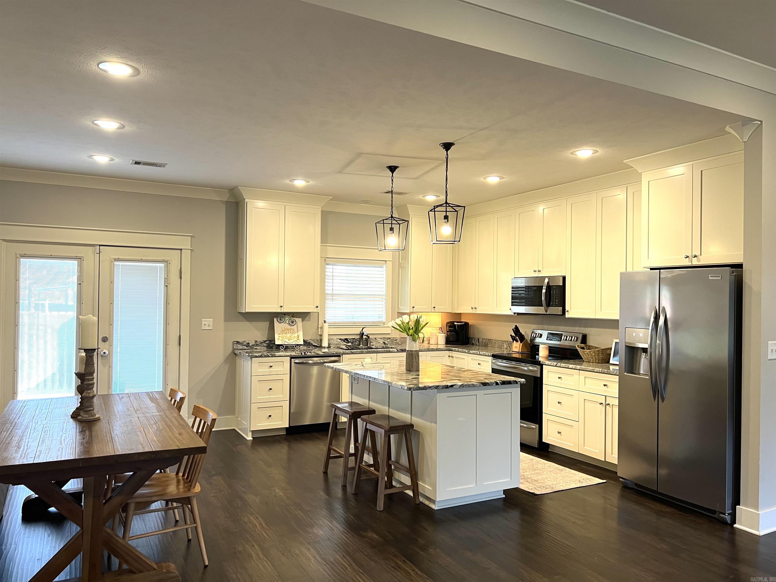 LAUREL COURT SUBDIVISION - Residential