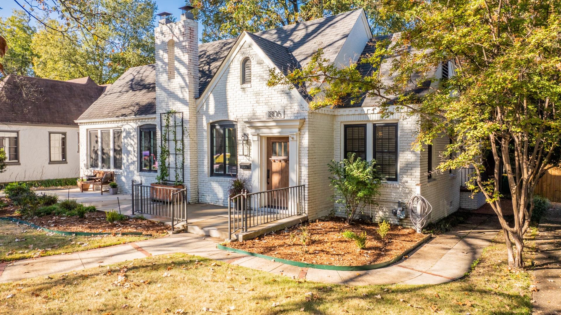 SHADOWLAWN - Residential