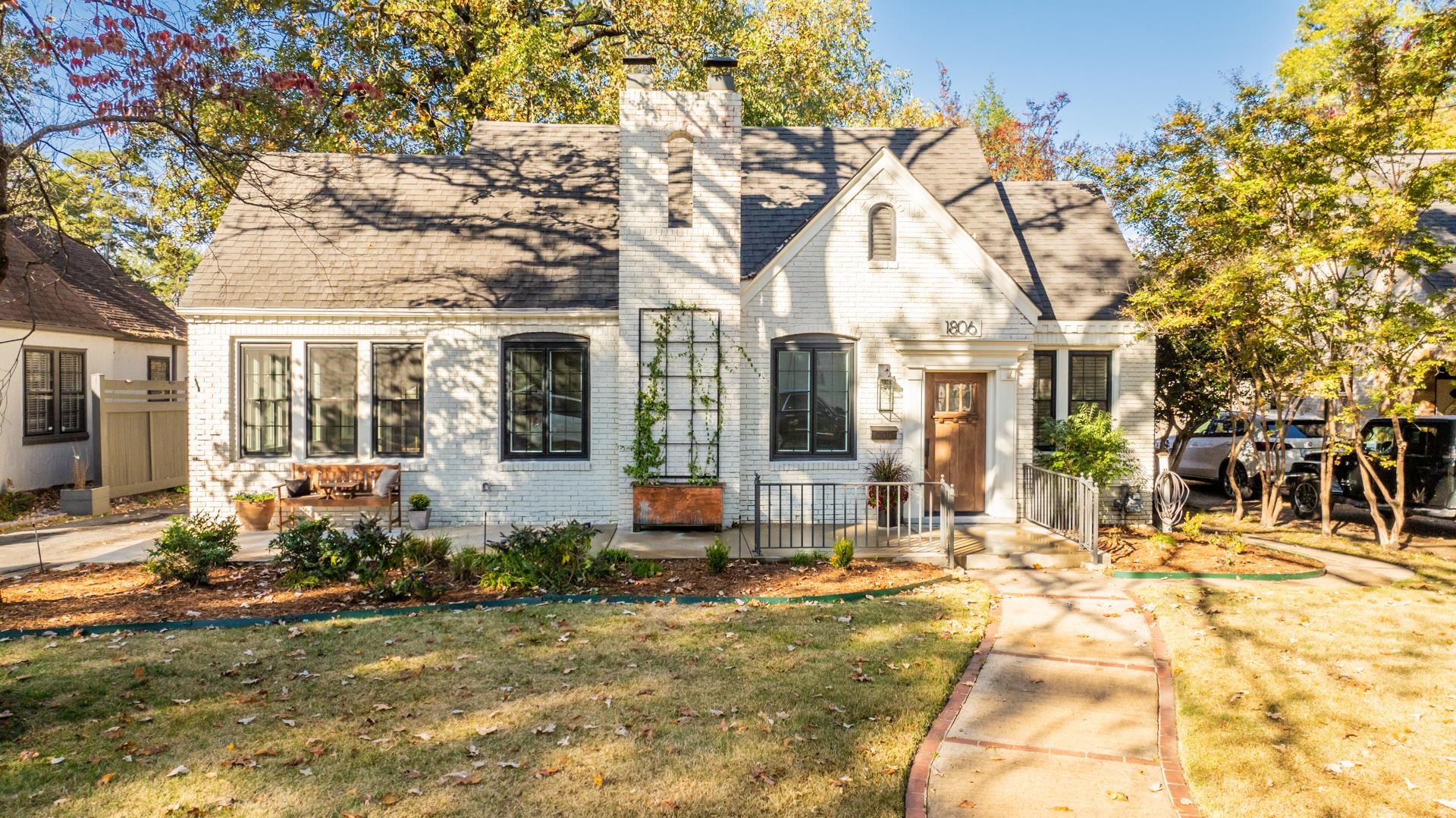 SHADOWLAWN - Residential