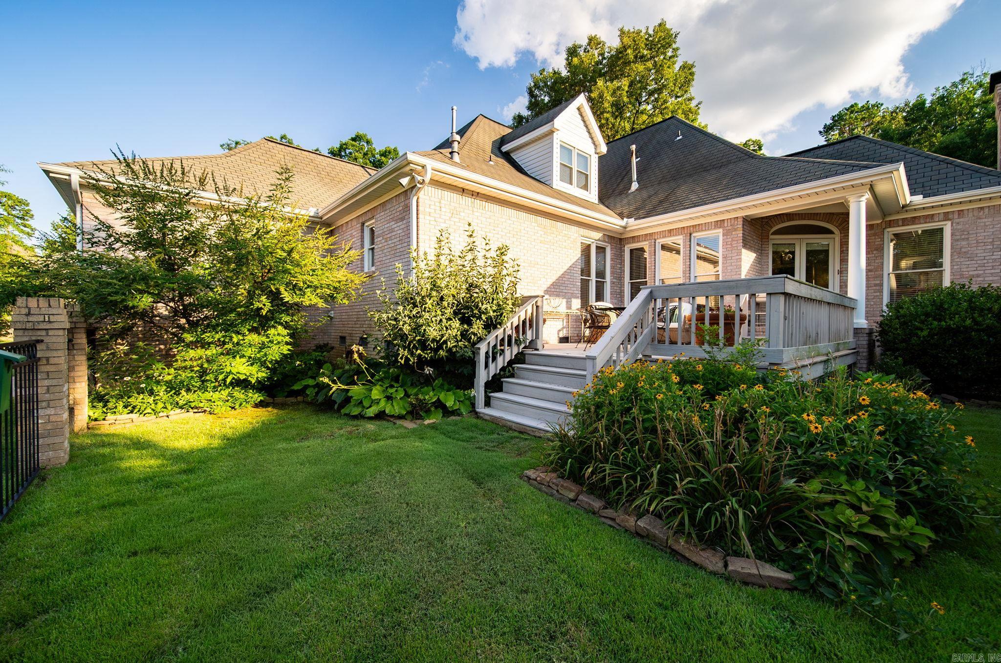 CHENAL VALLEY AVIGNON COURT - Residential