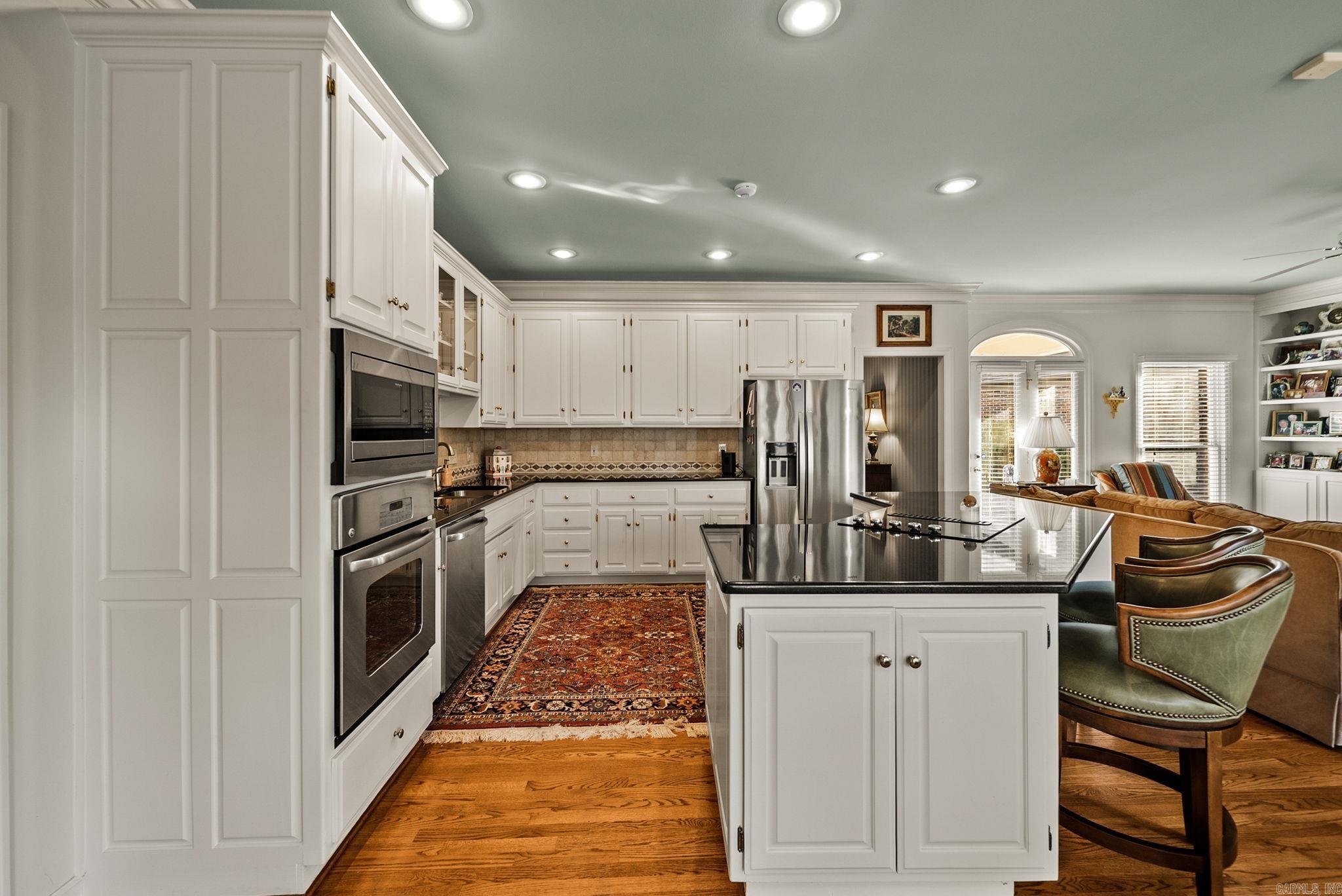 CHENAL VALLEY AVIGNON COURT - Residential