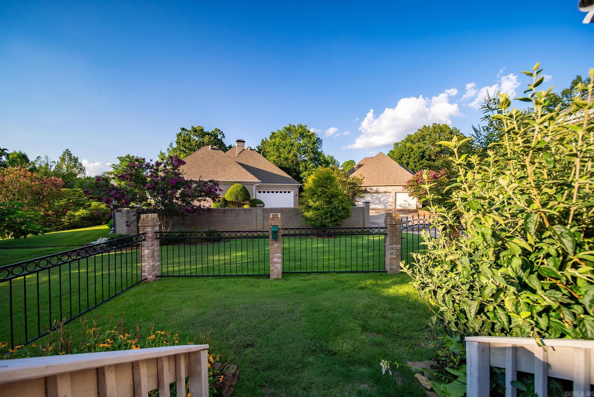 CHENAL VALLEY AVIGNON COURT - Residential