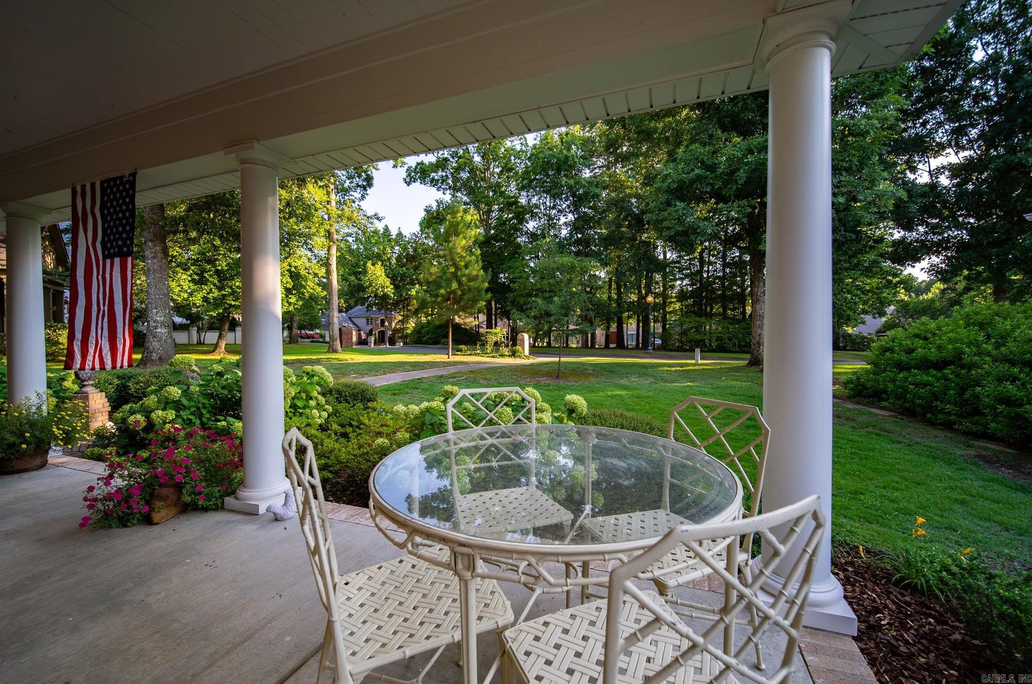 CHENAL VALLEY AVIGNON COURT - Residential