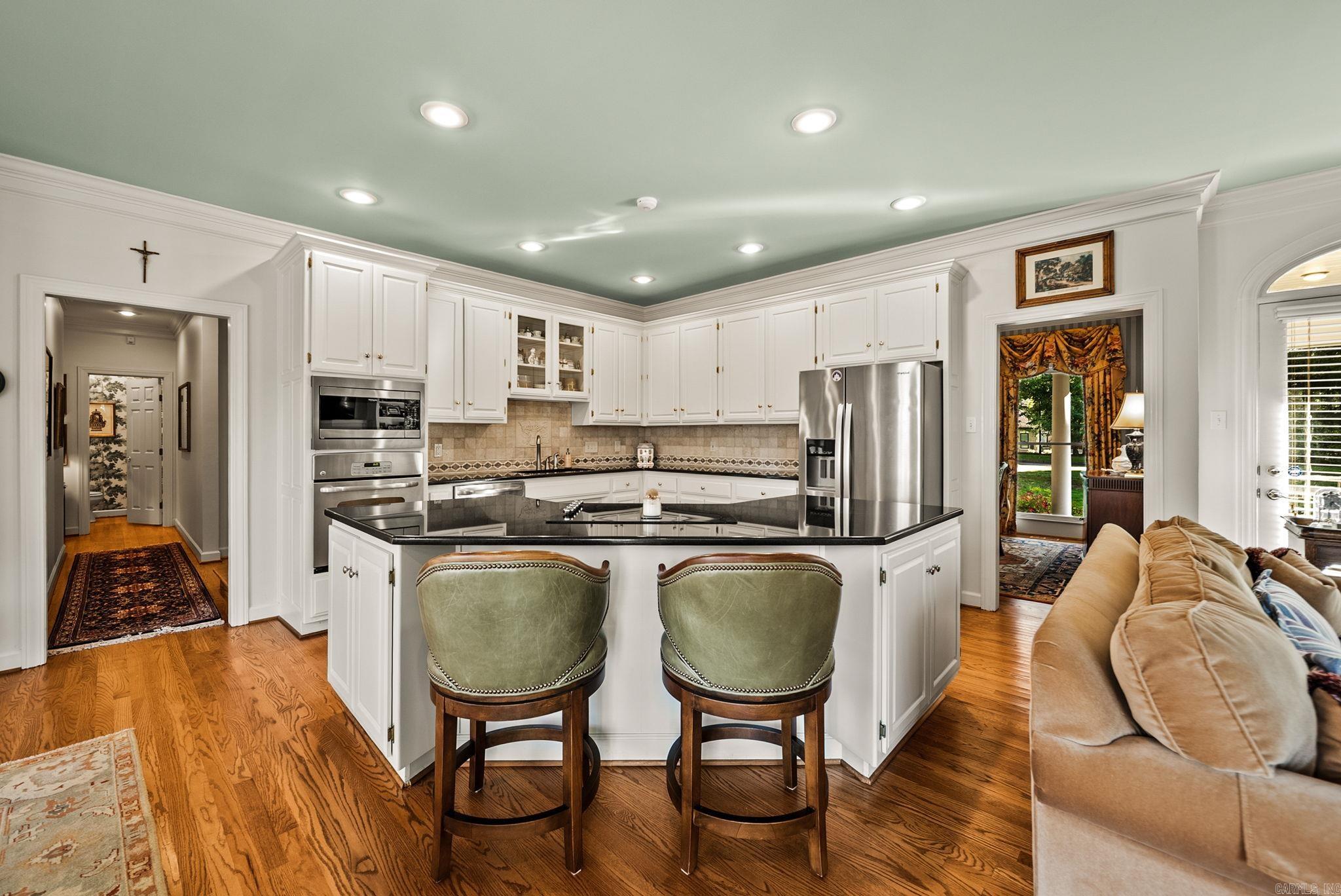 CHENAL VALLEY AVIGNON COURT - Residential