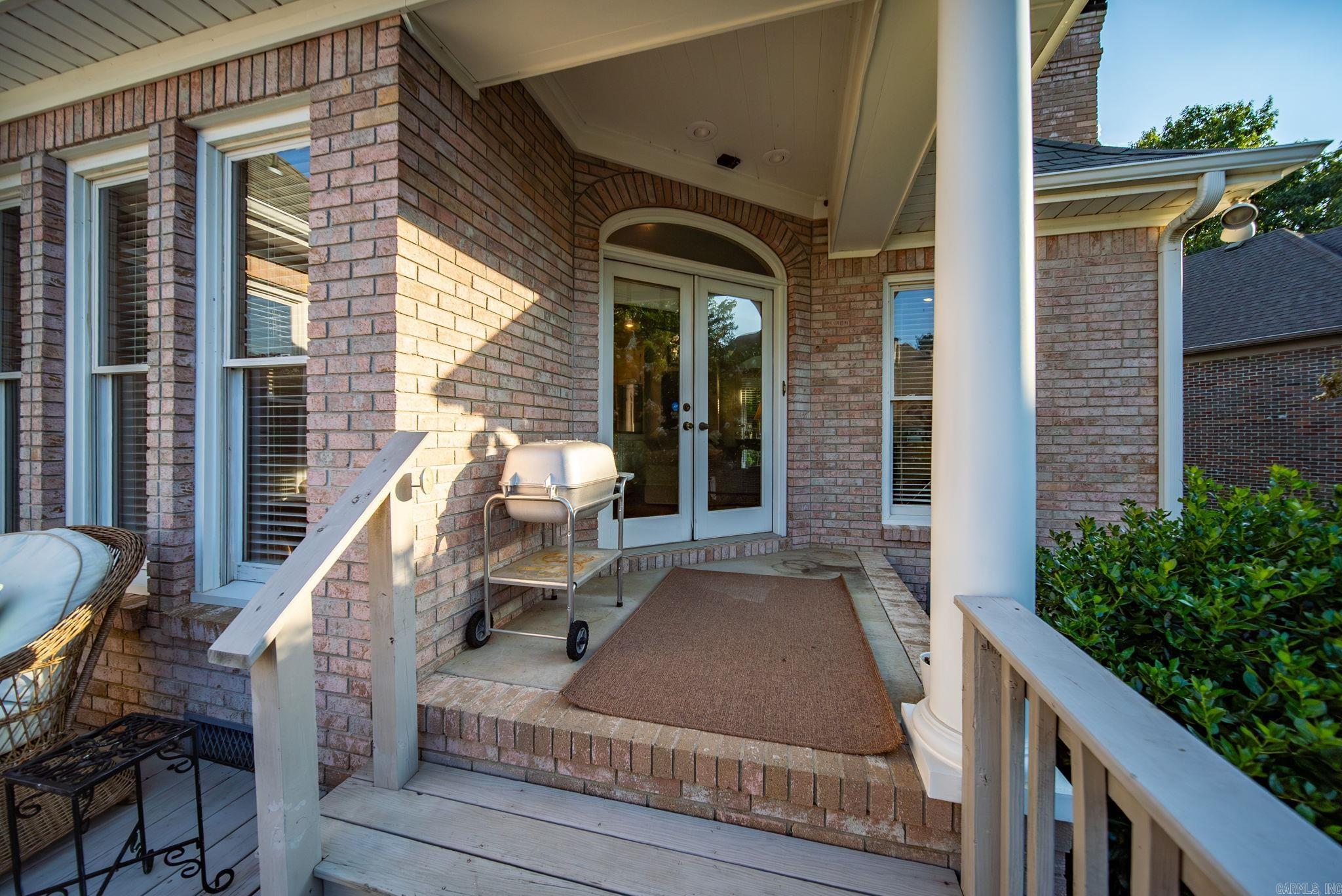 CHENAL VALLEY AVIGNON COURT - Residential