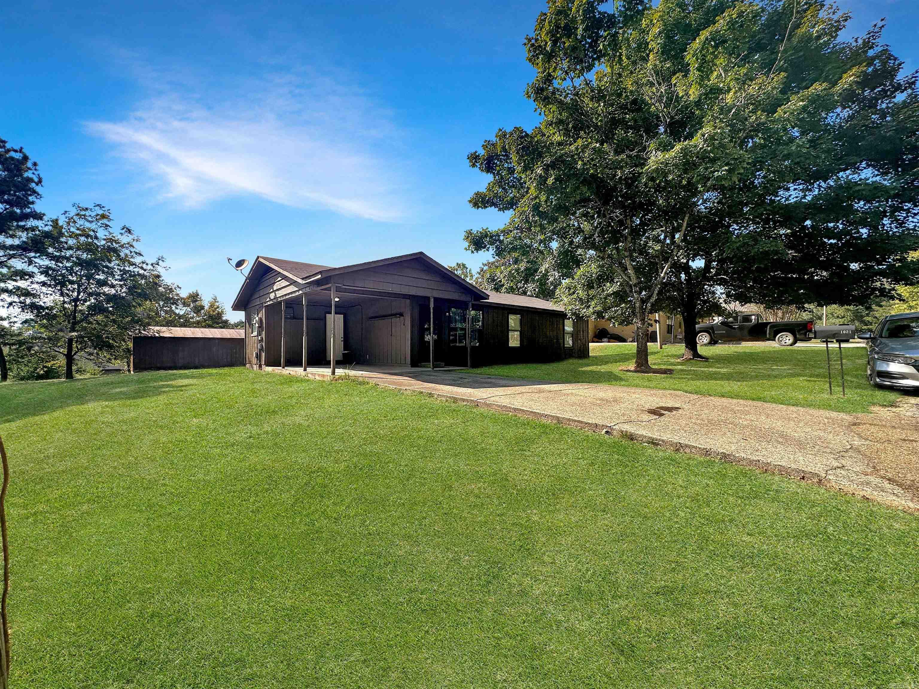 ROLLING HILLS ADD - Residential