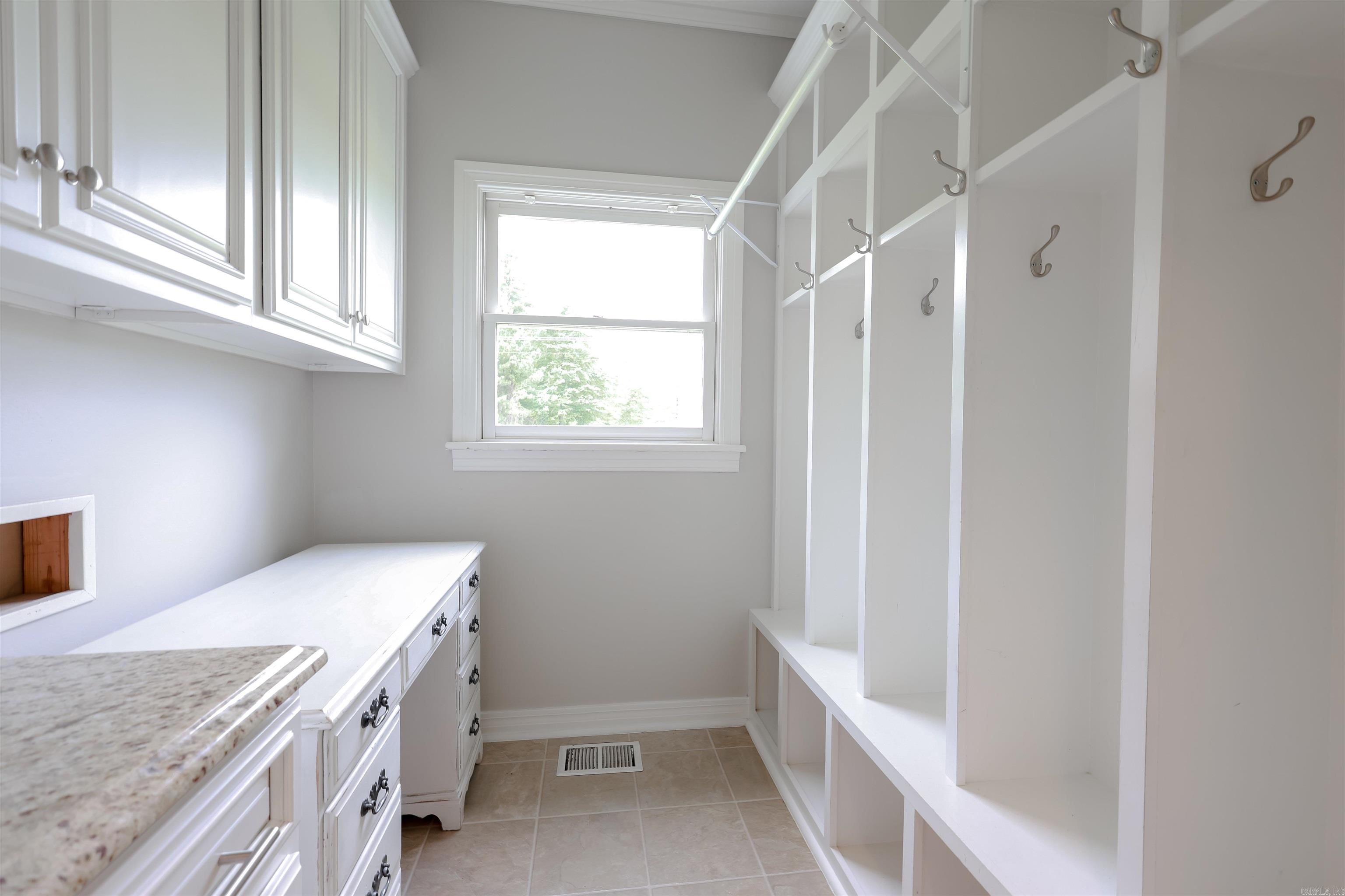 TIMBERLANE PLACE - Residential
