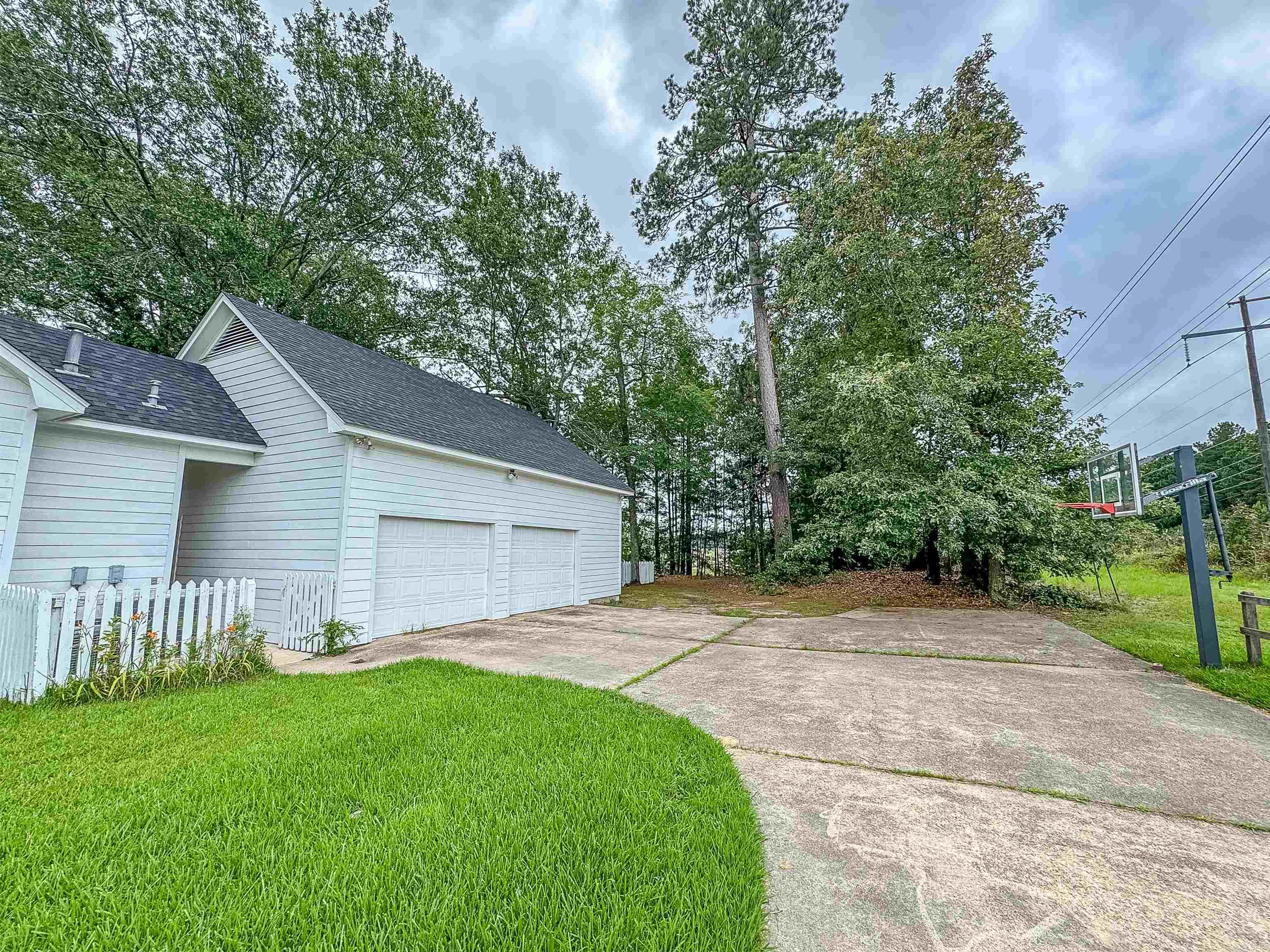 TIMBERLANE PLACE - Residential