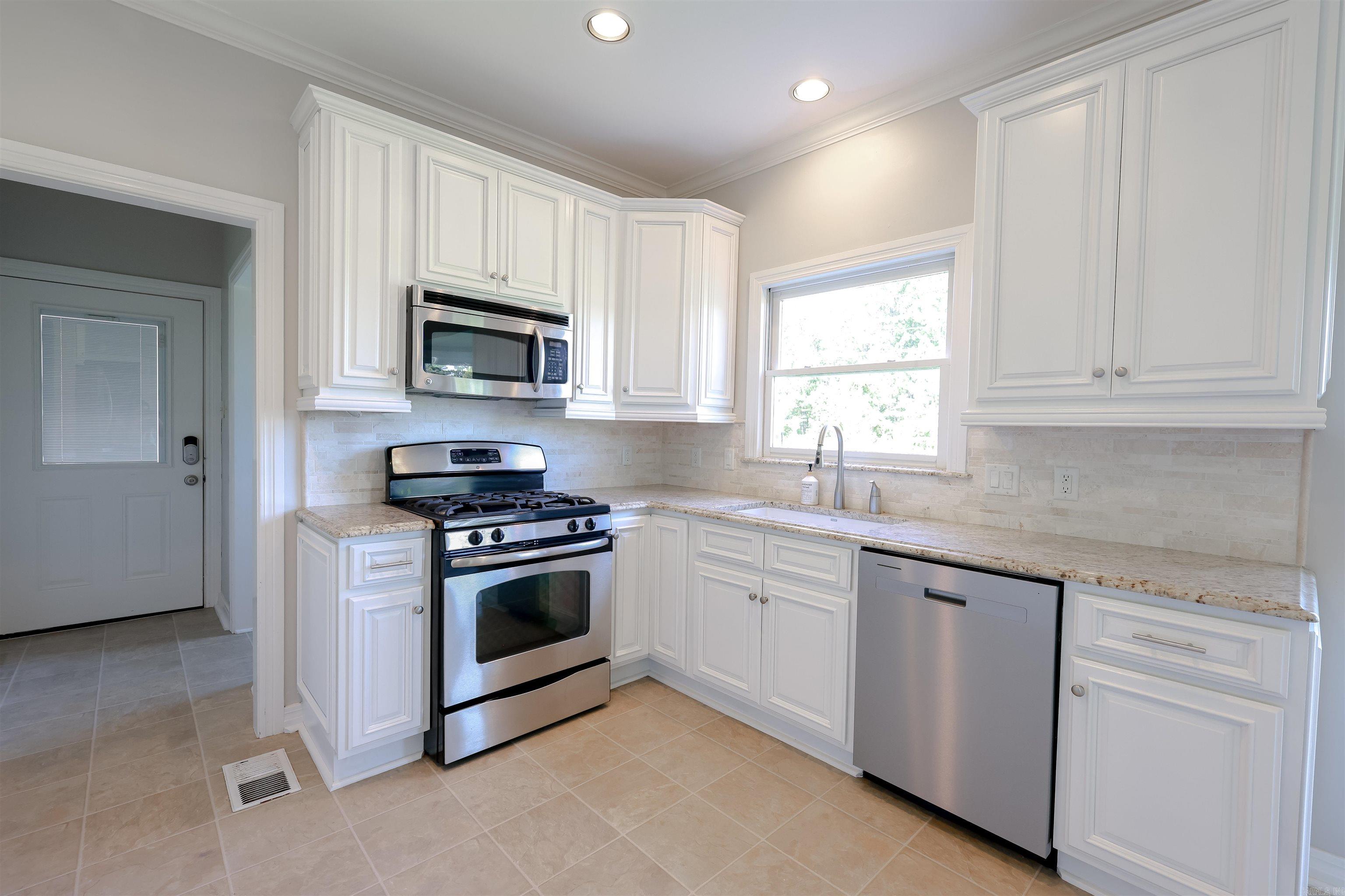 TIMBERLANE PLACE - Residential
