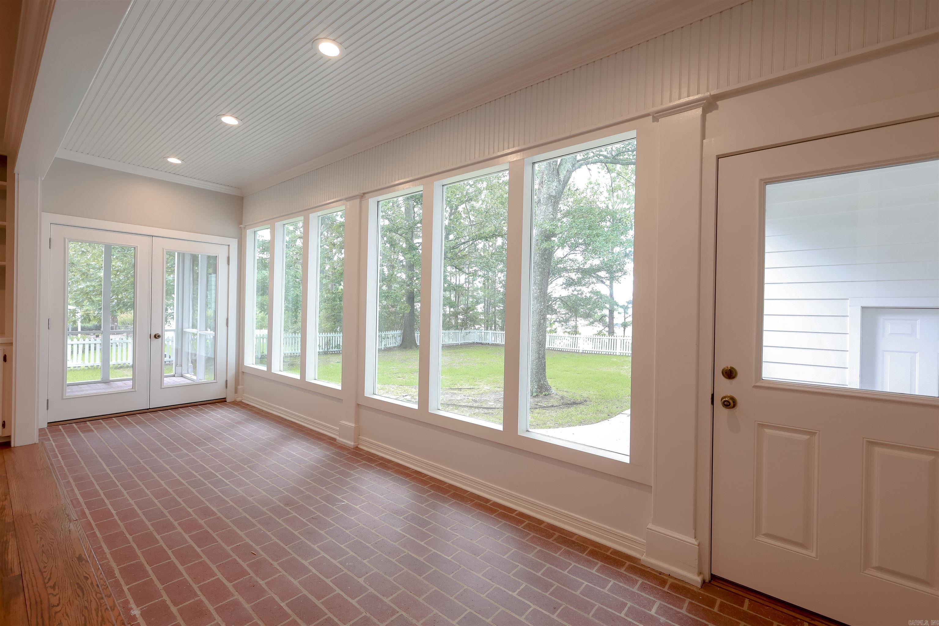 TIMBERLANE PLACE - Residential