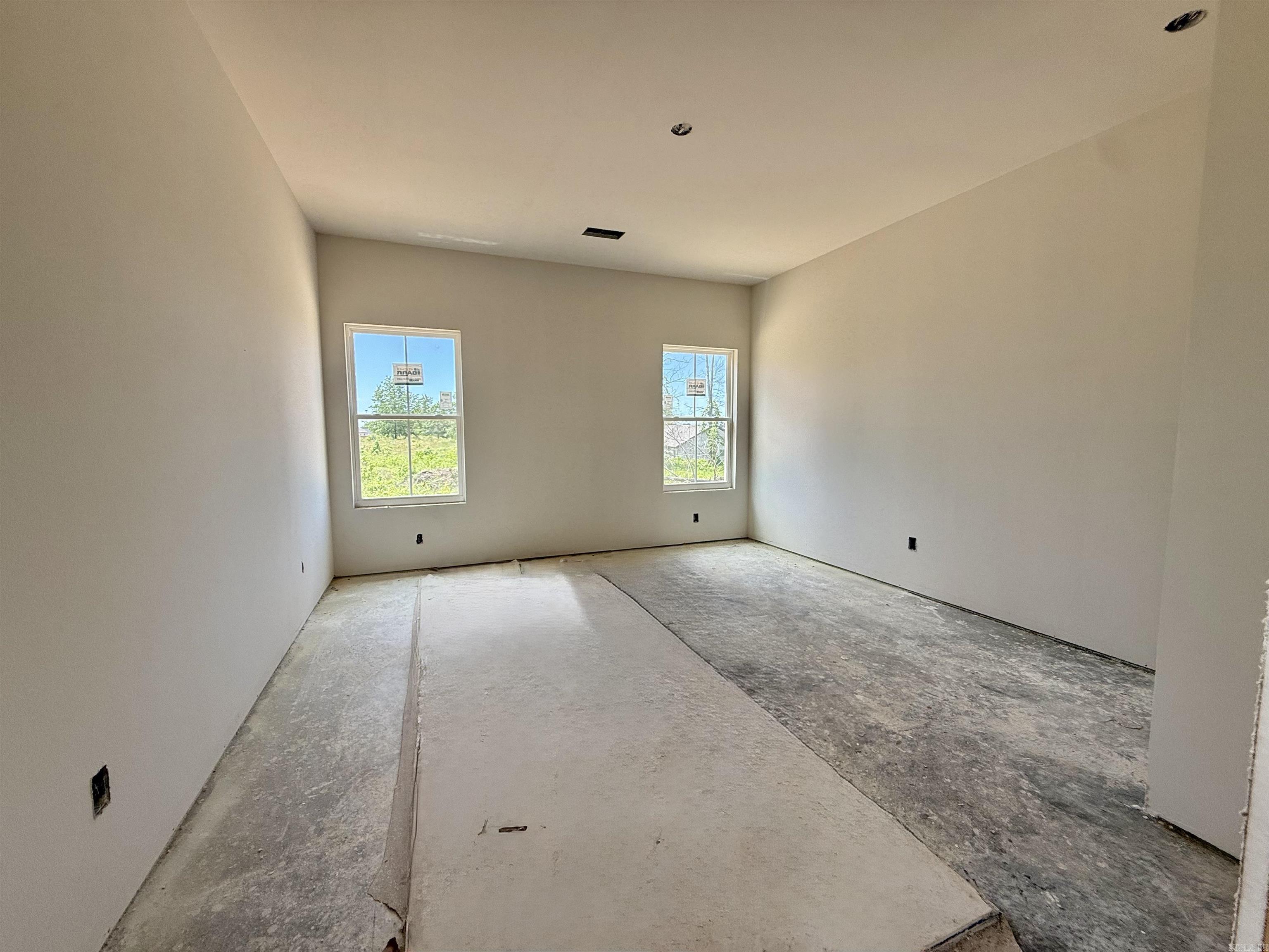 PLANTATION HILLS - Residential